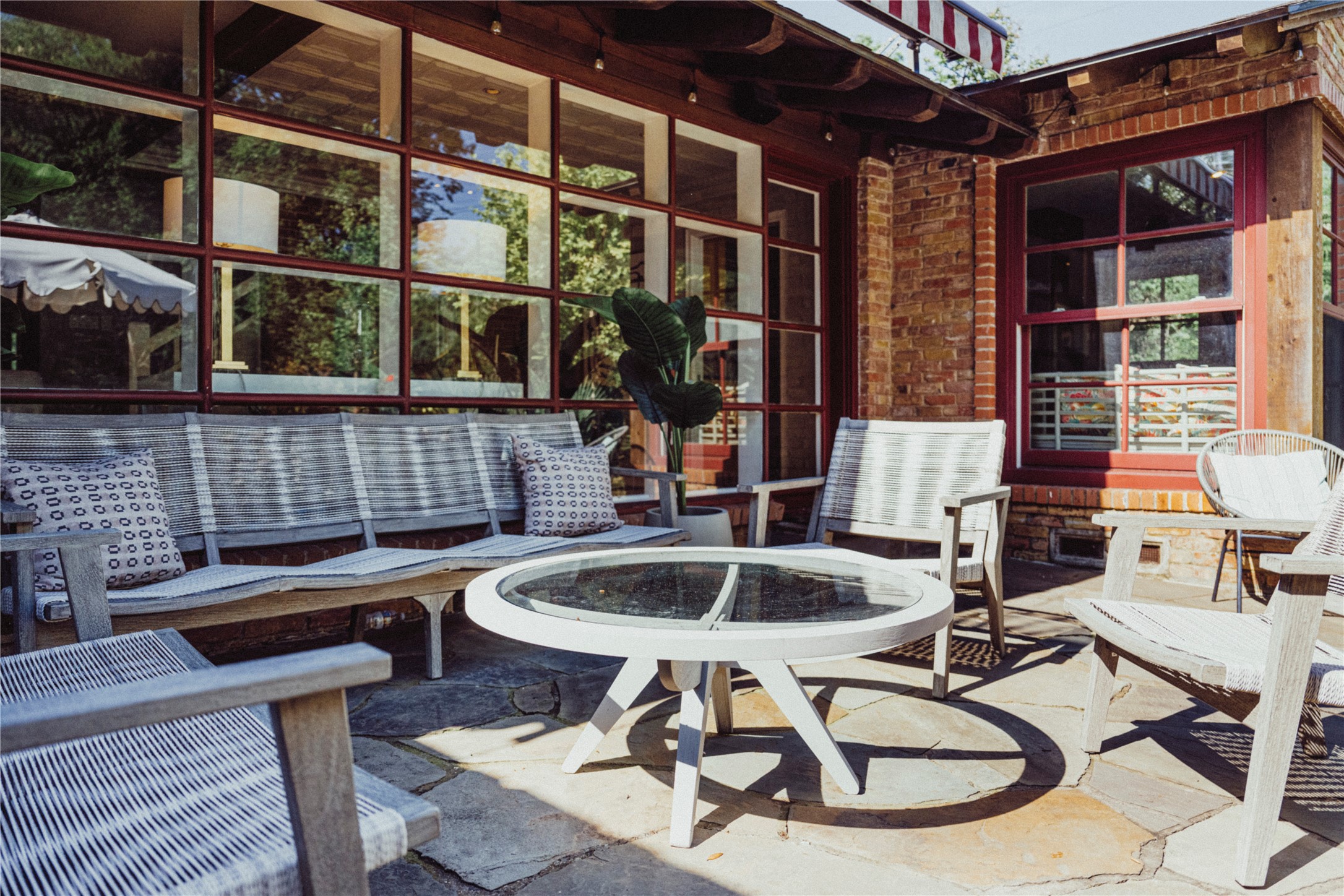 5301 W Mockingbird Lane, Dallas, TX, 75209