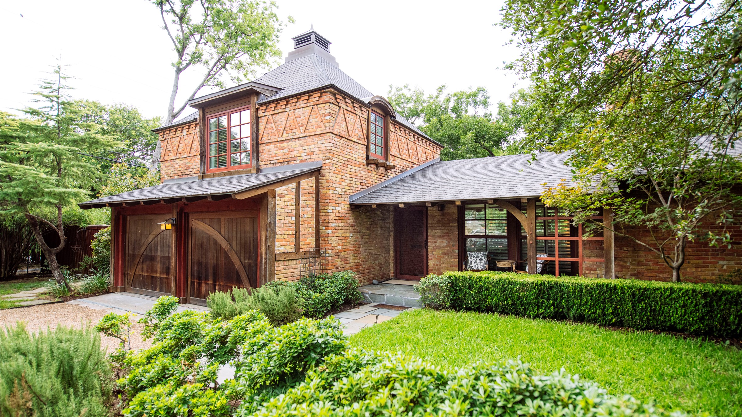 5301 W Mockingbird Lane, Dallas, TX, 75209