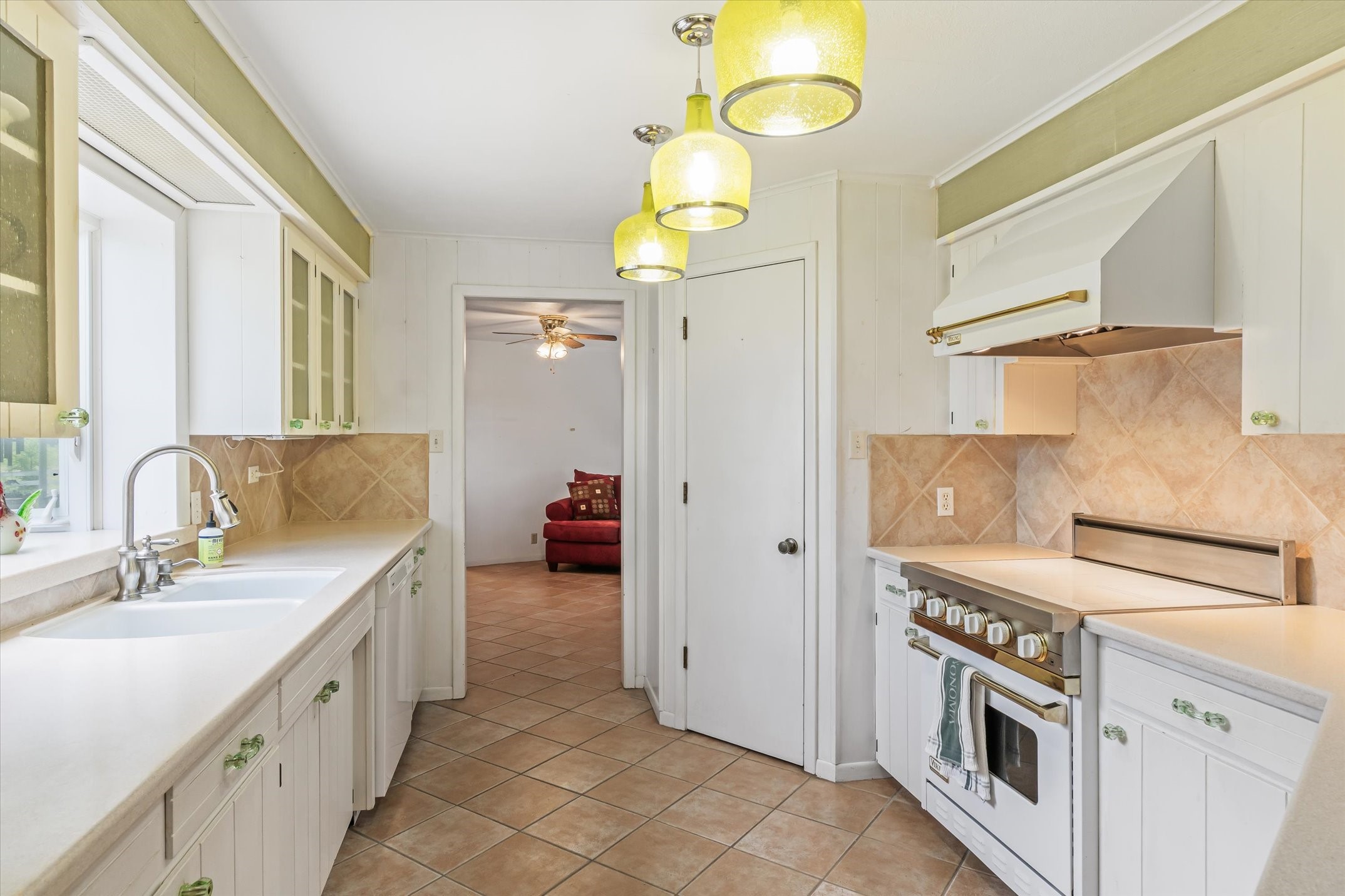 1421 Vz County Road 2319, Canton, TX, 75103