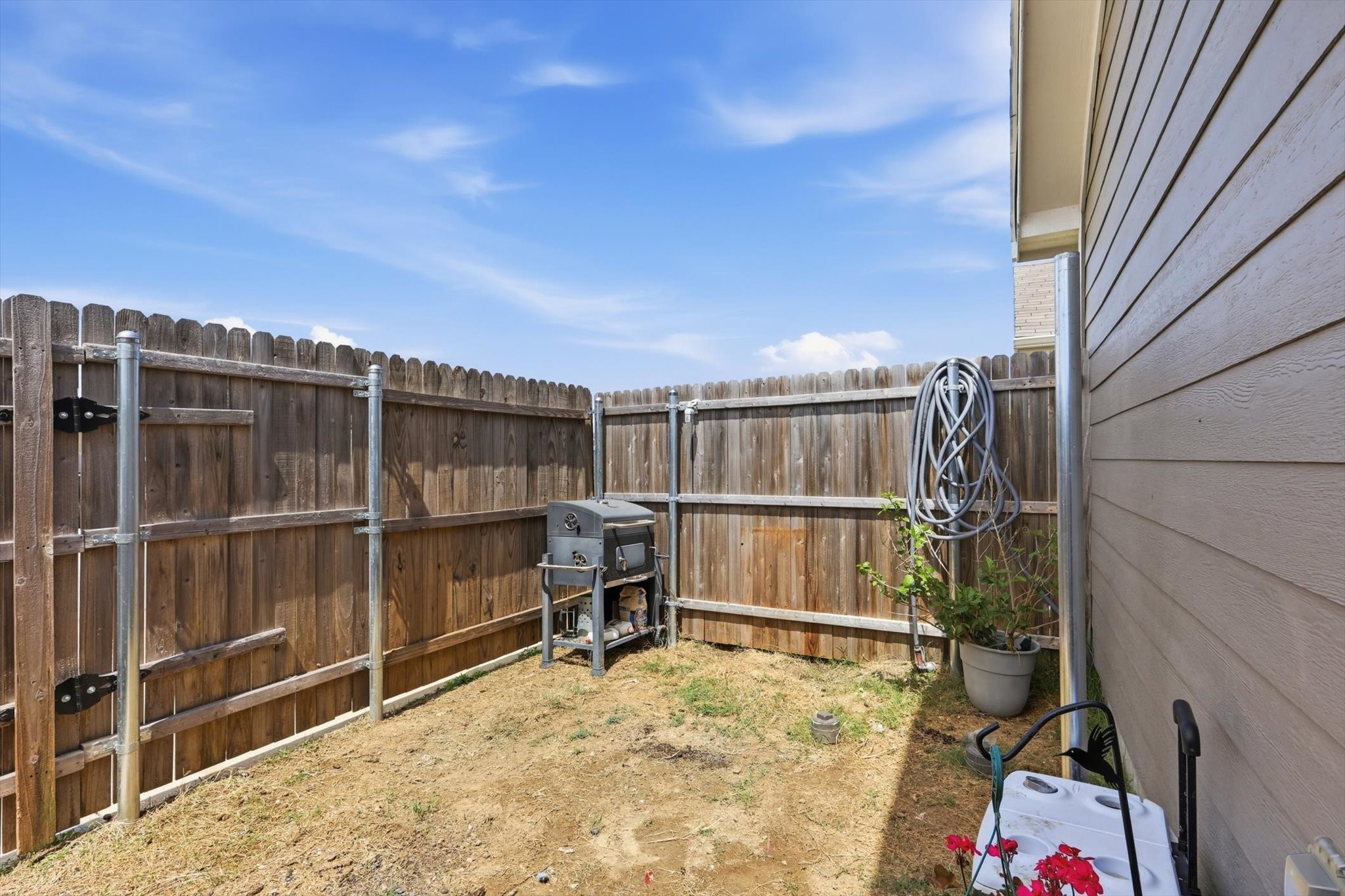 454 Eagle Wind Way, Ferris, TX, 75125