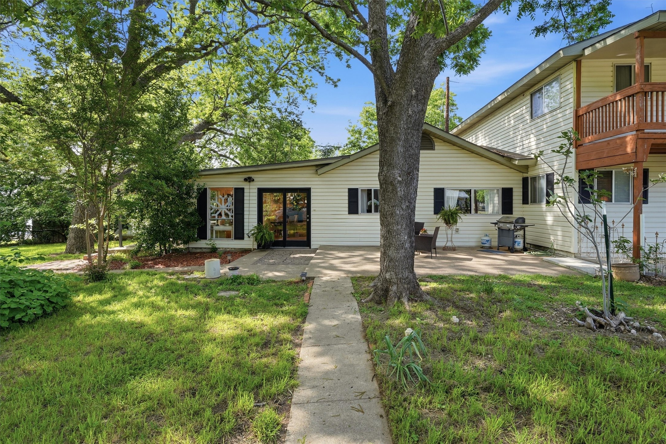 5106 Gibson Court, Granbury, TX, 76049