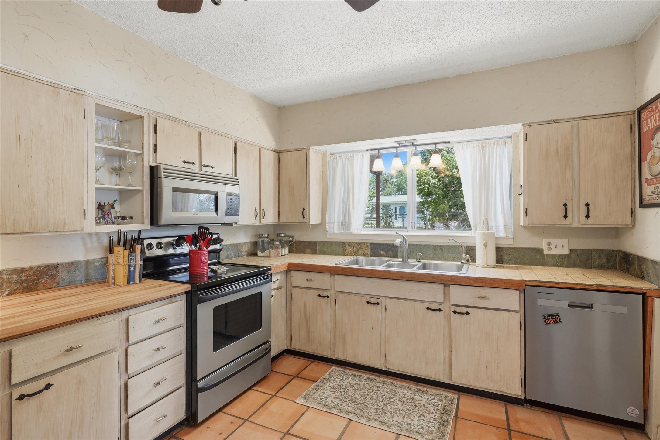 5106 Gibson Court, Granbury, TX, 76049