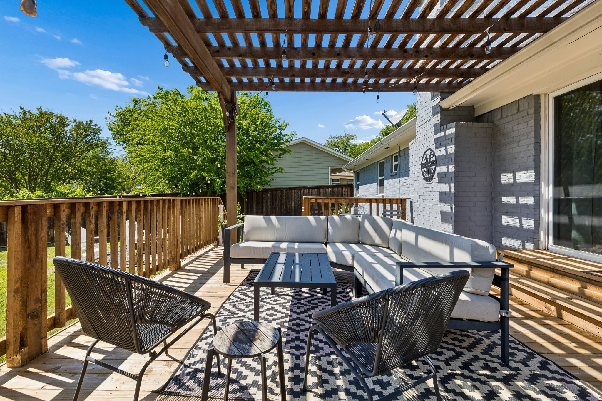 13936 Charcoal Lane, Farmers Branch, TX, 75234