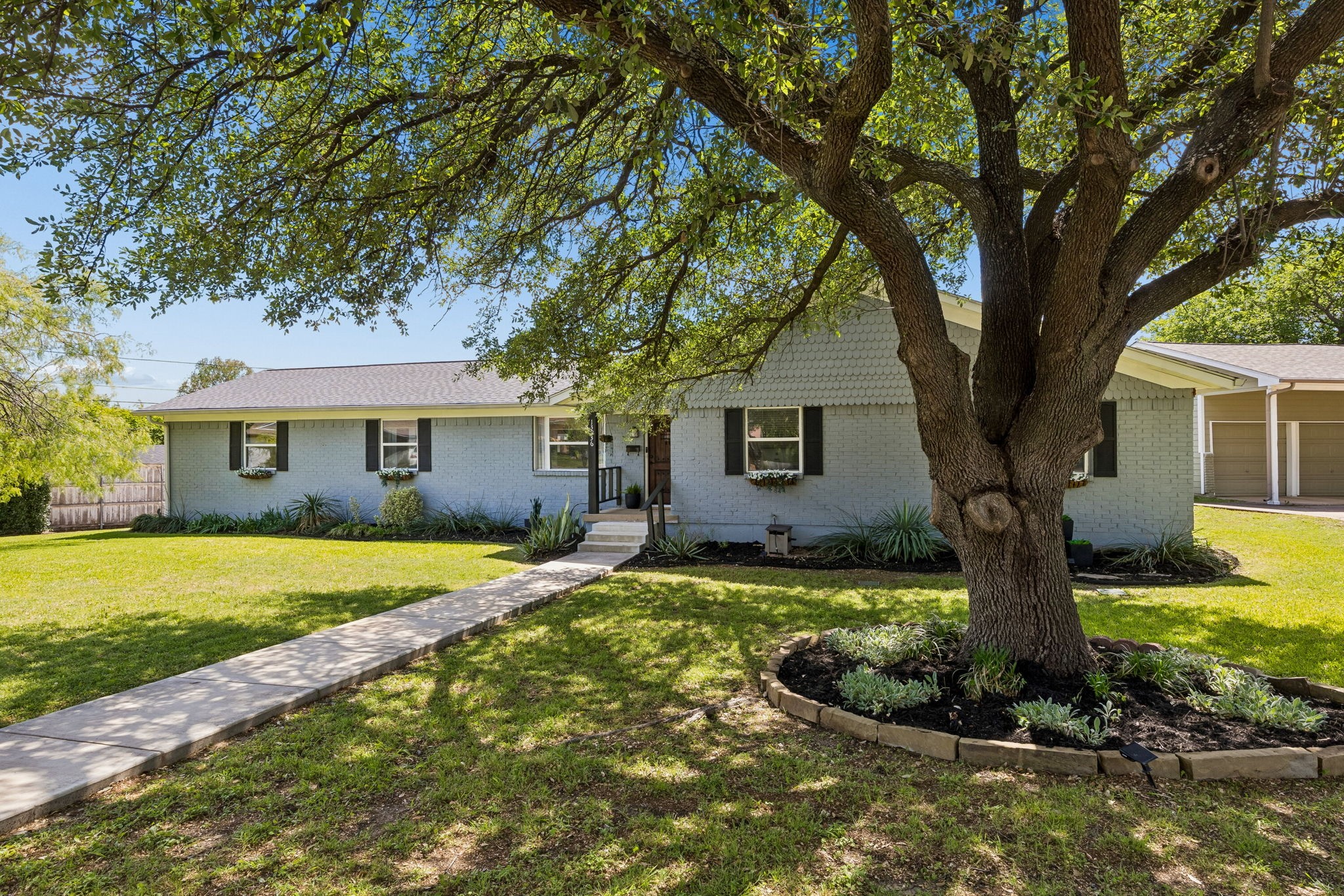 13936 Charcoal Lane, Farmers Branch, TX, 75234