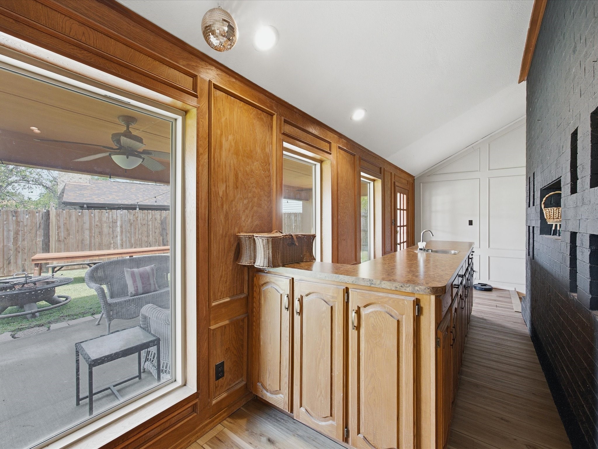 2801 Meadow Creek, Bedford, TX, 76021