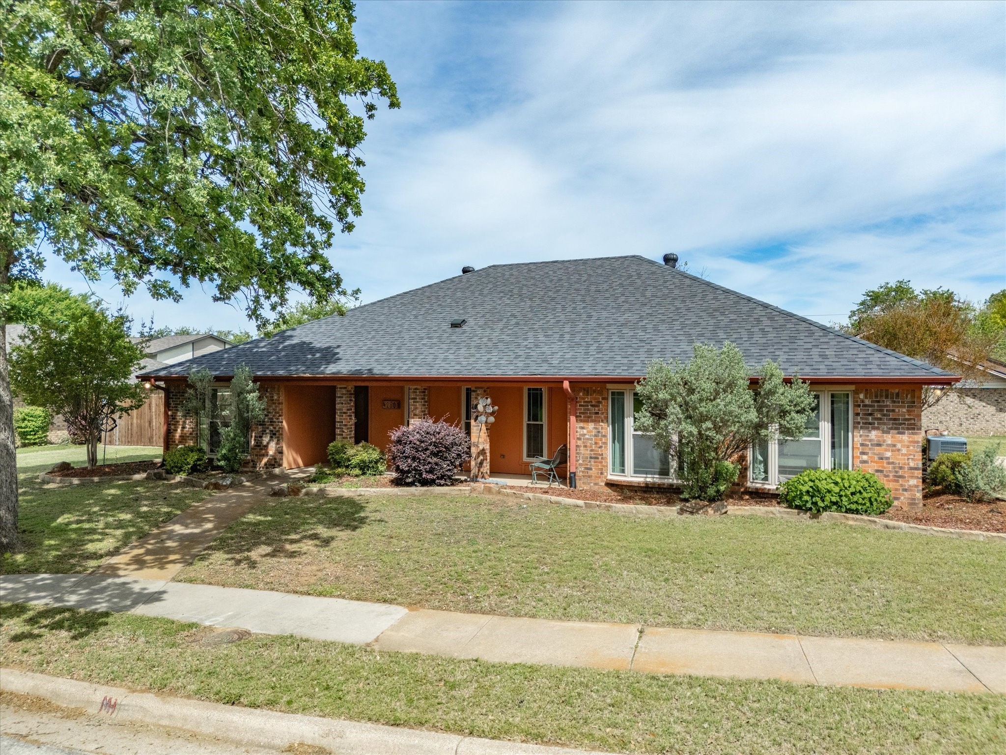 2801 Meadow Creek, Bedford, TX, 76021