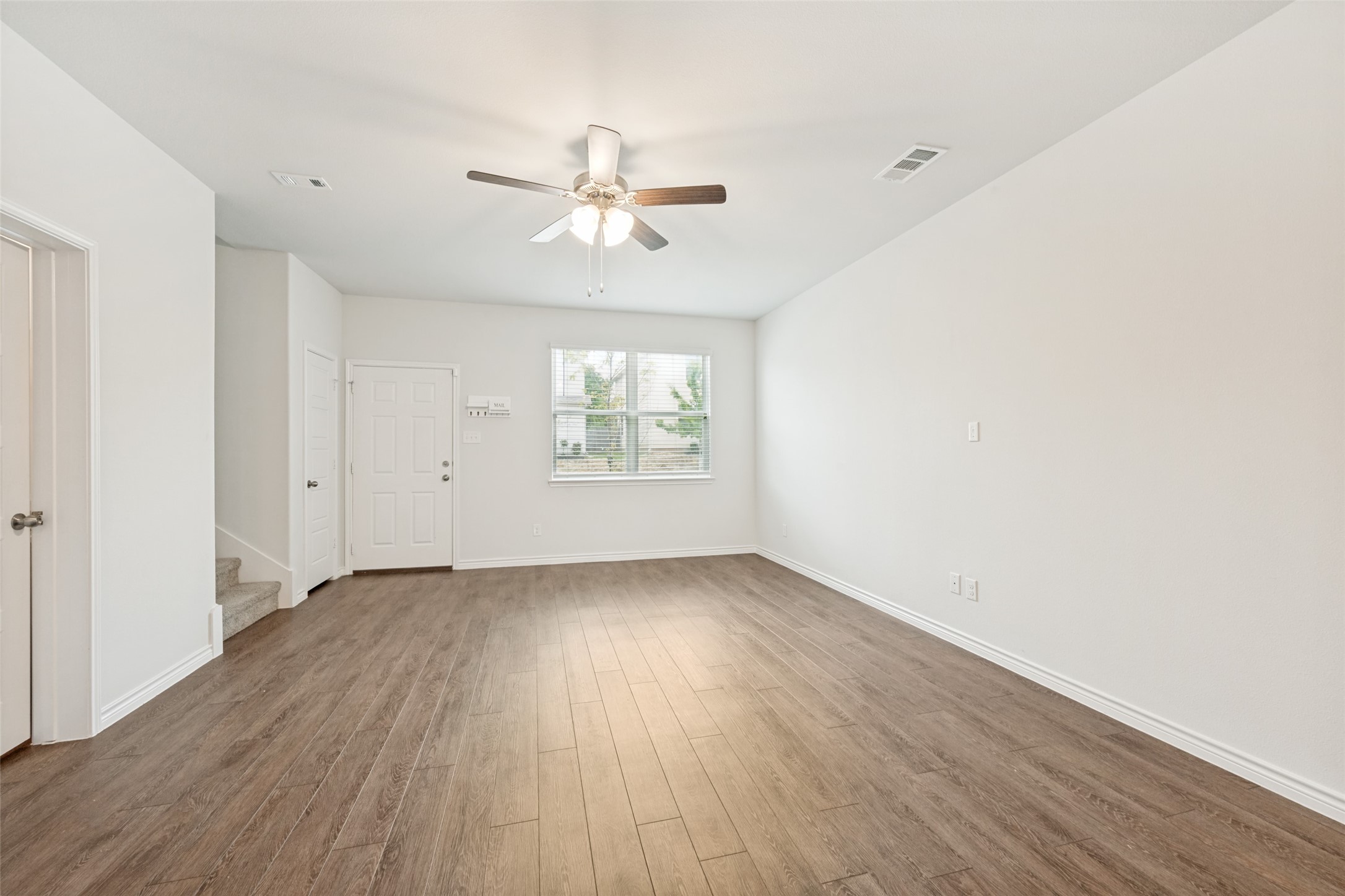 5569 Willamette Drive, Fort Worth, TX, 76119