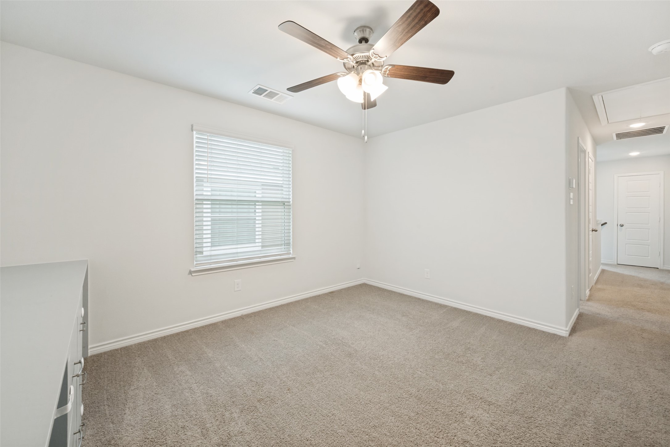 5569 Willamette Drive, Fort Worth, TX, 76119