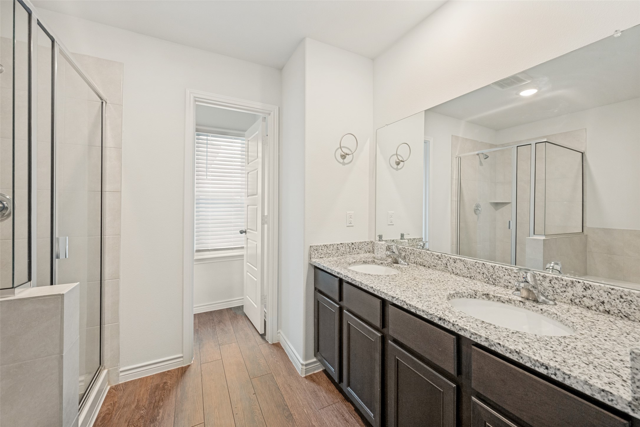5569 Willamette Drive, Fort Worth, TX, 76119