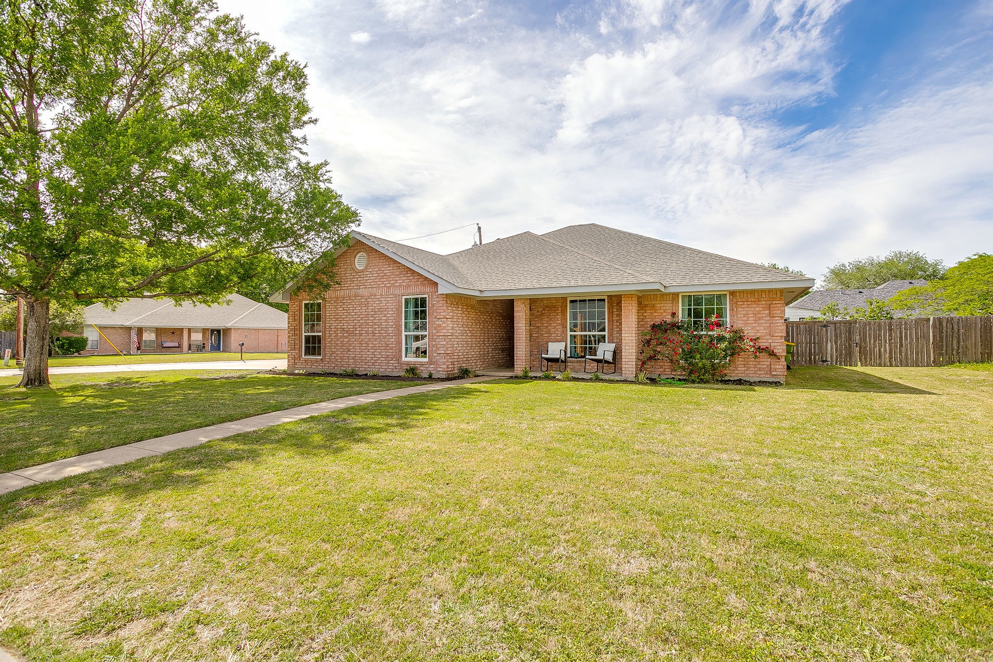 605 Rhonda, Italy, TX, 76651