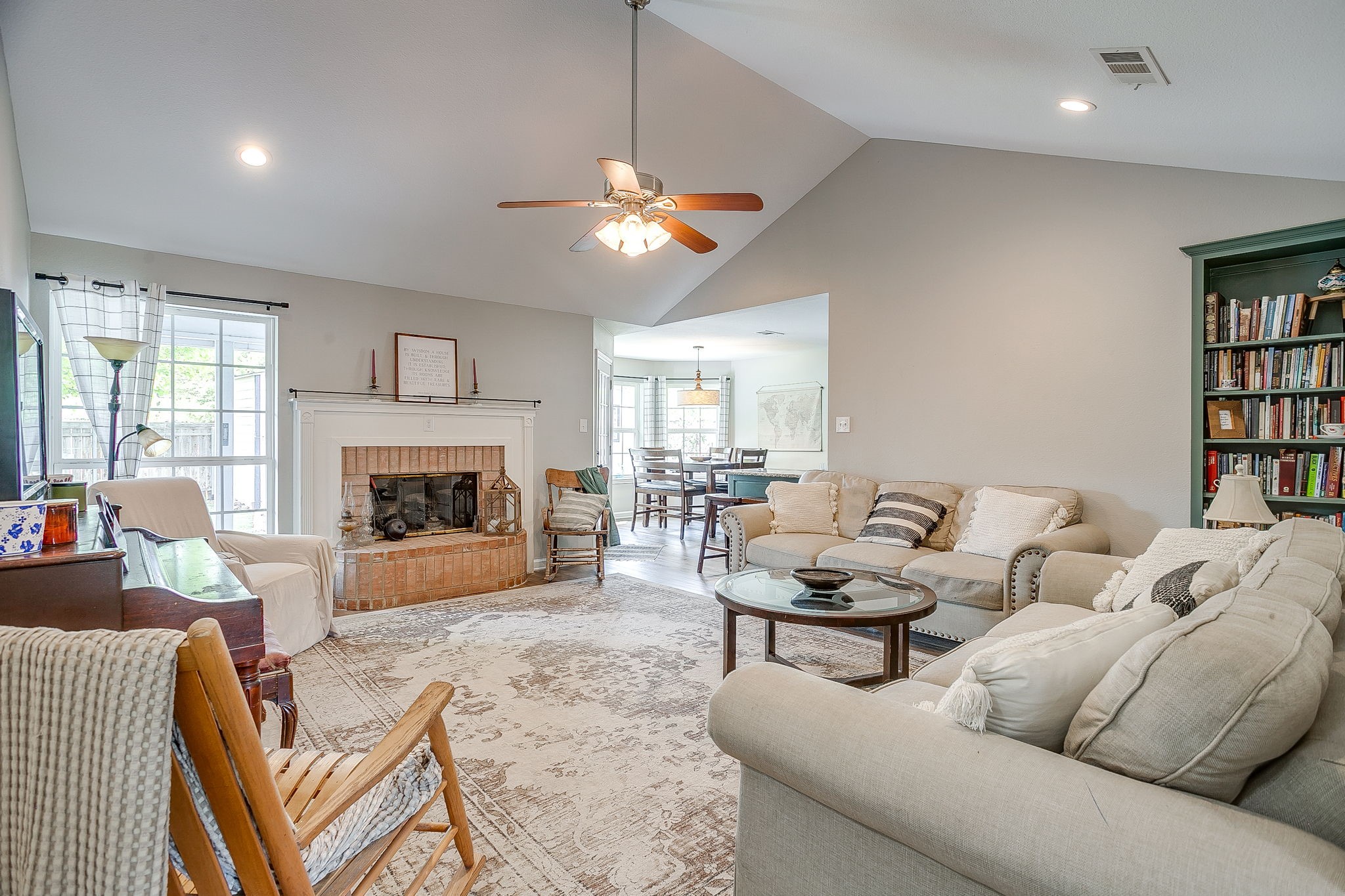 605 Rhonda, Italy, TX, 76651