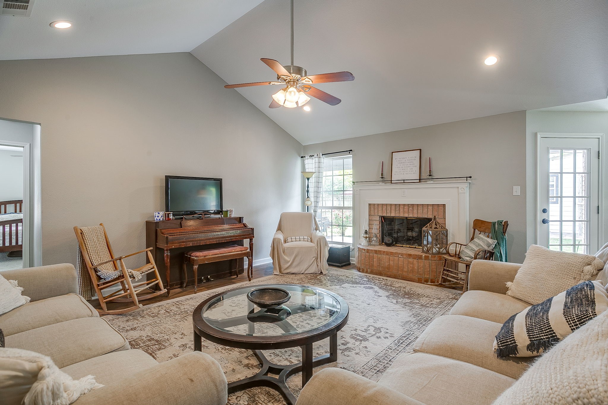 605 Rhonda, Italy, TX, 76651