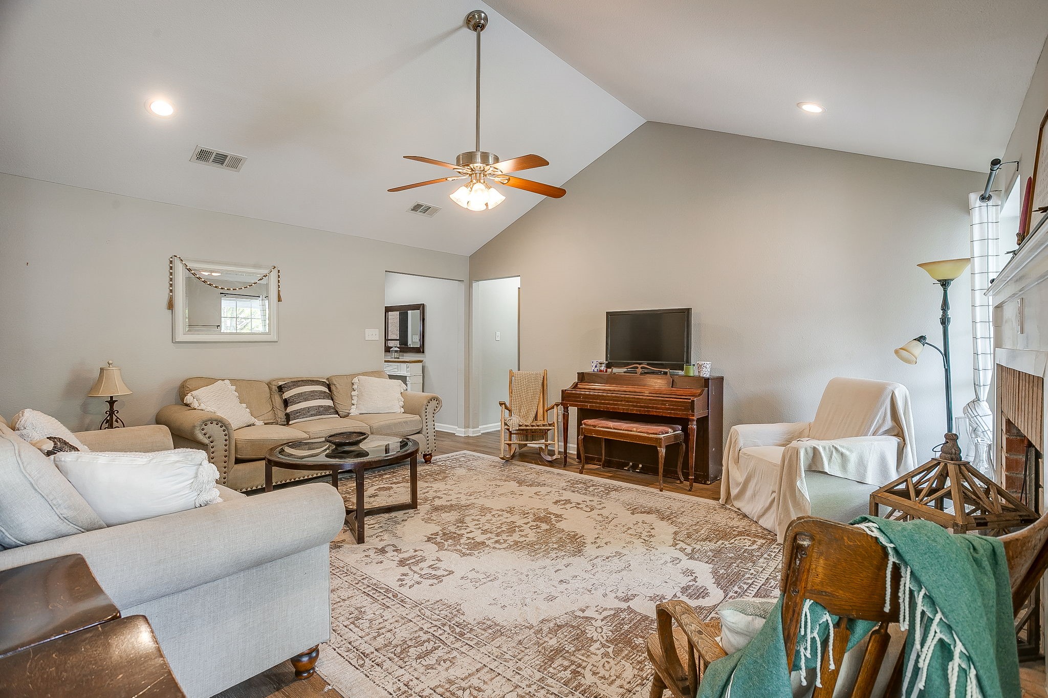 605 Rhonda, Italy, TX, 76651