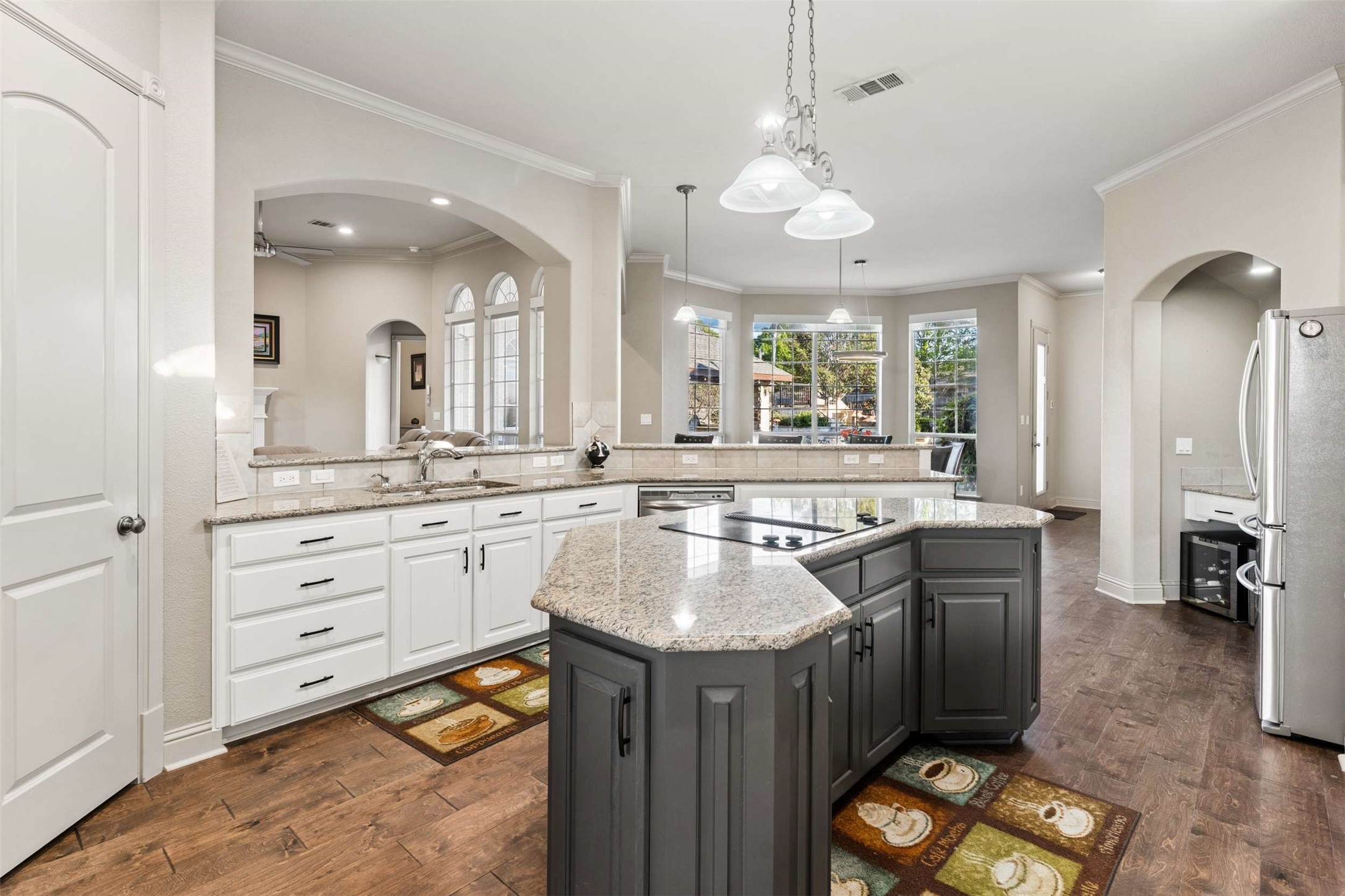 2014 Stone Canyon Court, Arlington, TX, 76012
