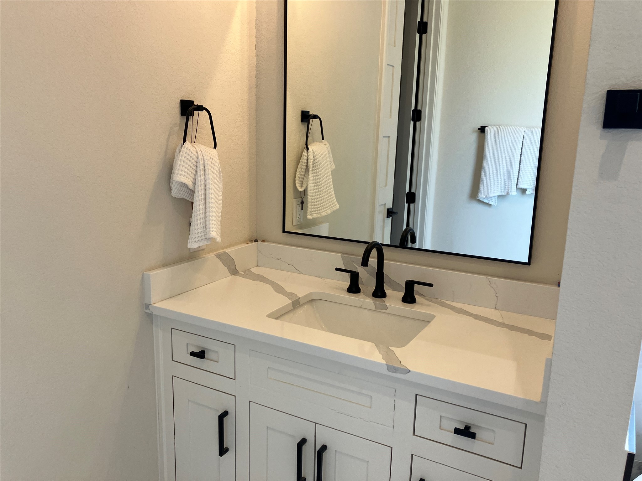 19043 White Bluff Drive, Whitney, TX, 76692