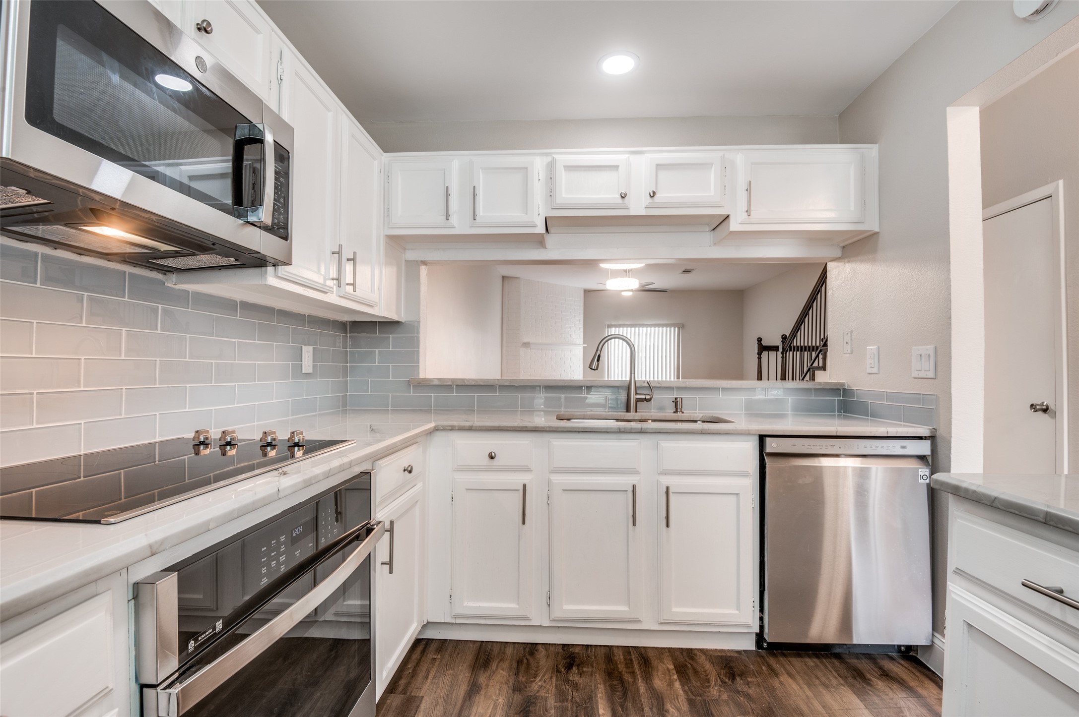 Property photo 02 of 202 Samuel Boulevard UNIT C2, Coppell, TX 75019 | MLS #21233848