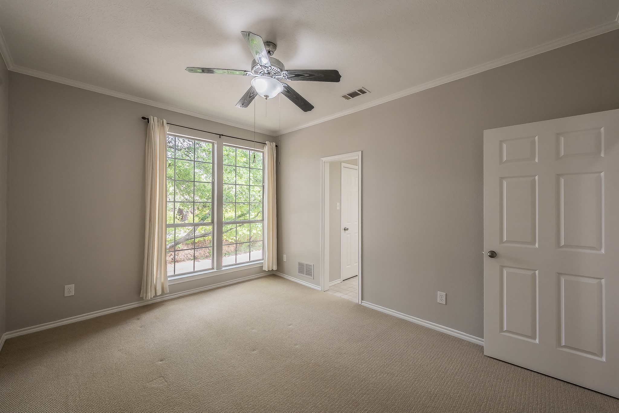 18512 Highland Creek Lane, Dallas, TX, 75252