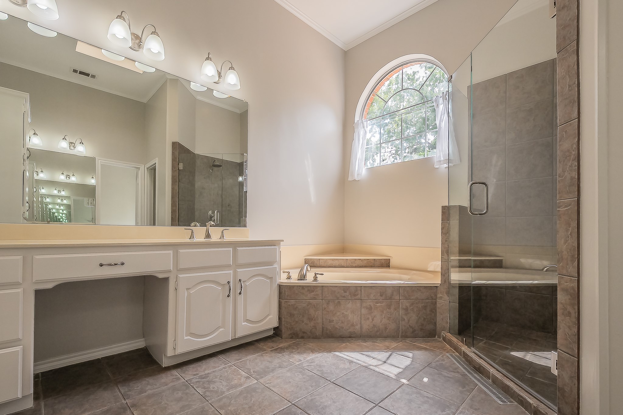 18512 Highland Creek Lane, Dallas, TX, 75252