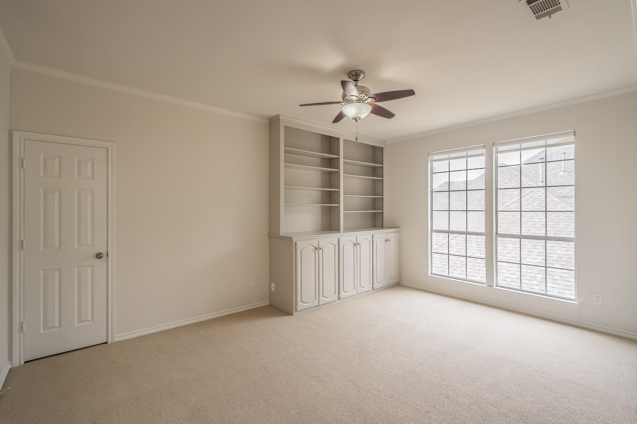 18512 Highland Creek Lane, Dallas, TX, 75252