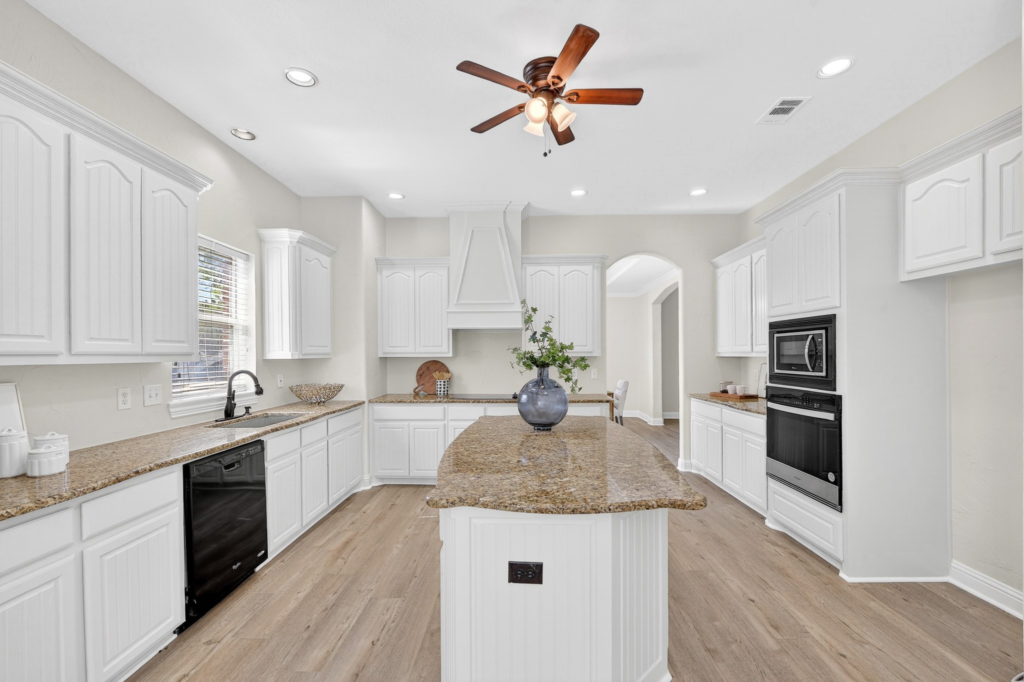 2723 Prairie Acres Cove, Cedar Hill, TX, 75104