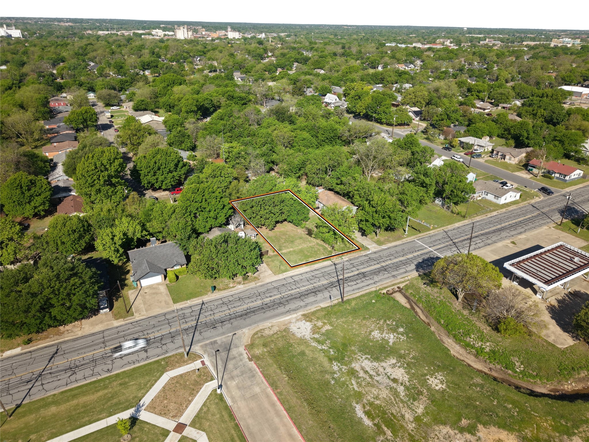 484 S Dewey Avenue, Sherman, TX, 75090