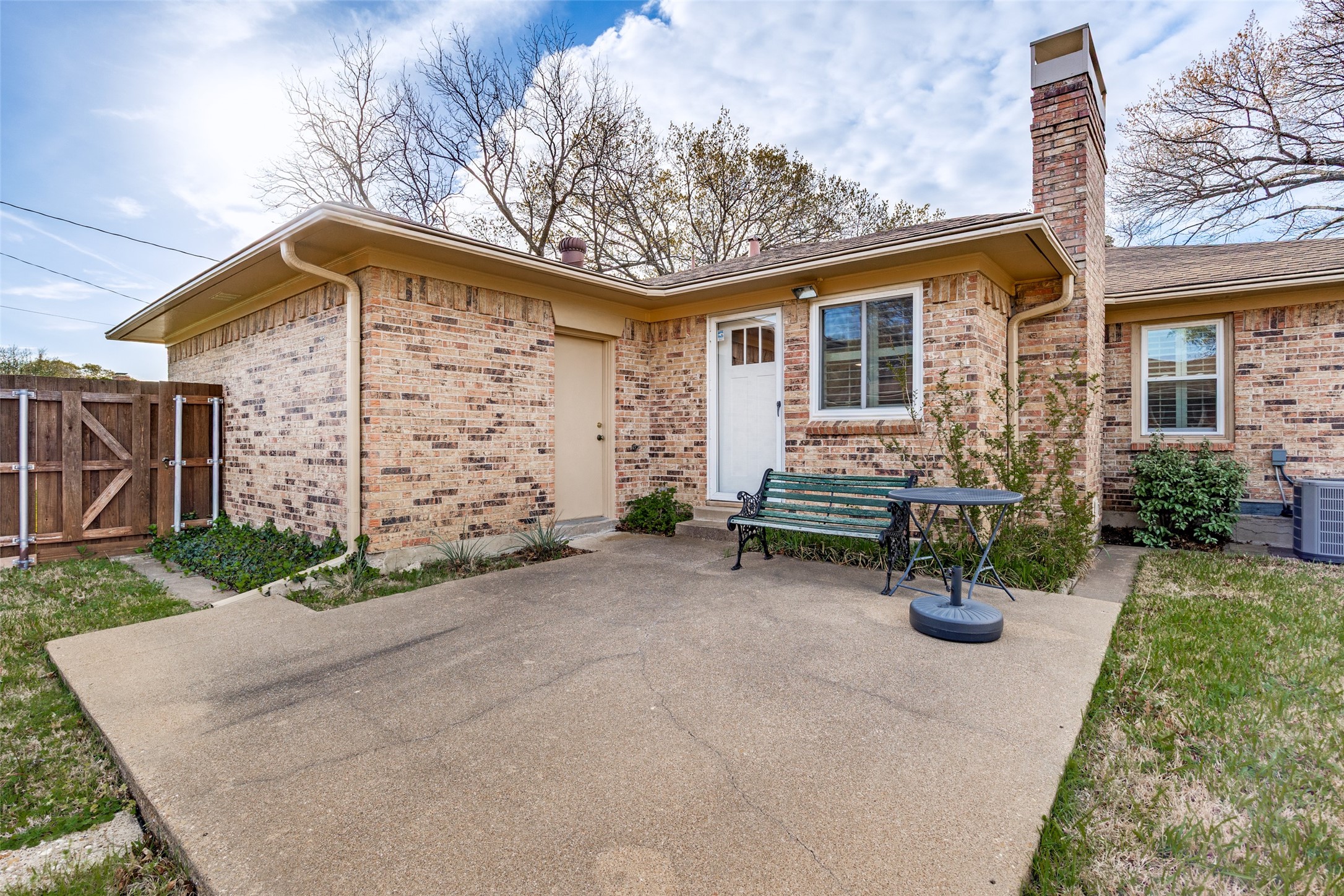 3019 Sharpview Lane, Dallas, TX, 75228