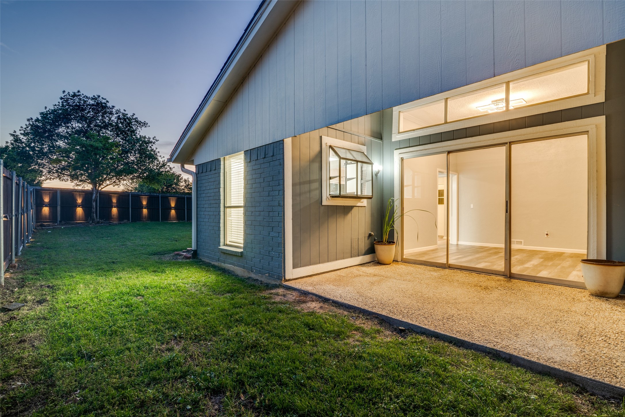 411 Fireside Drive, Richardson, TX, 75081