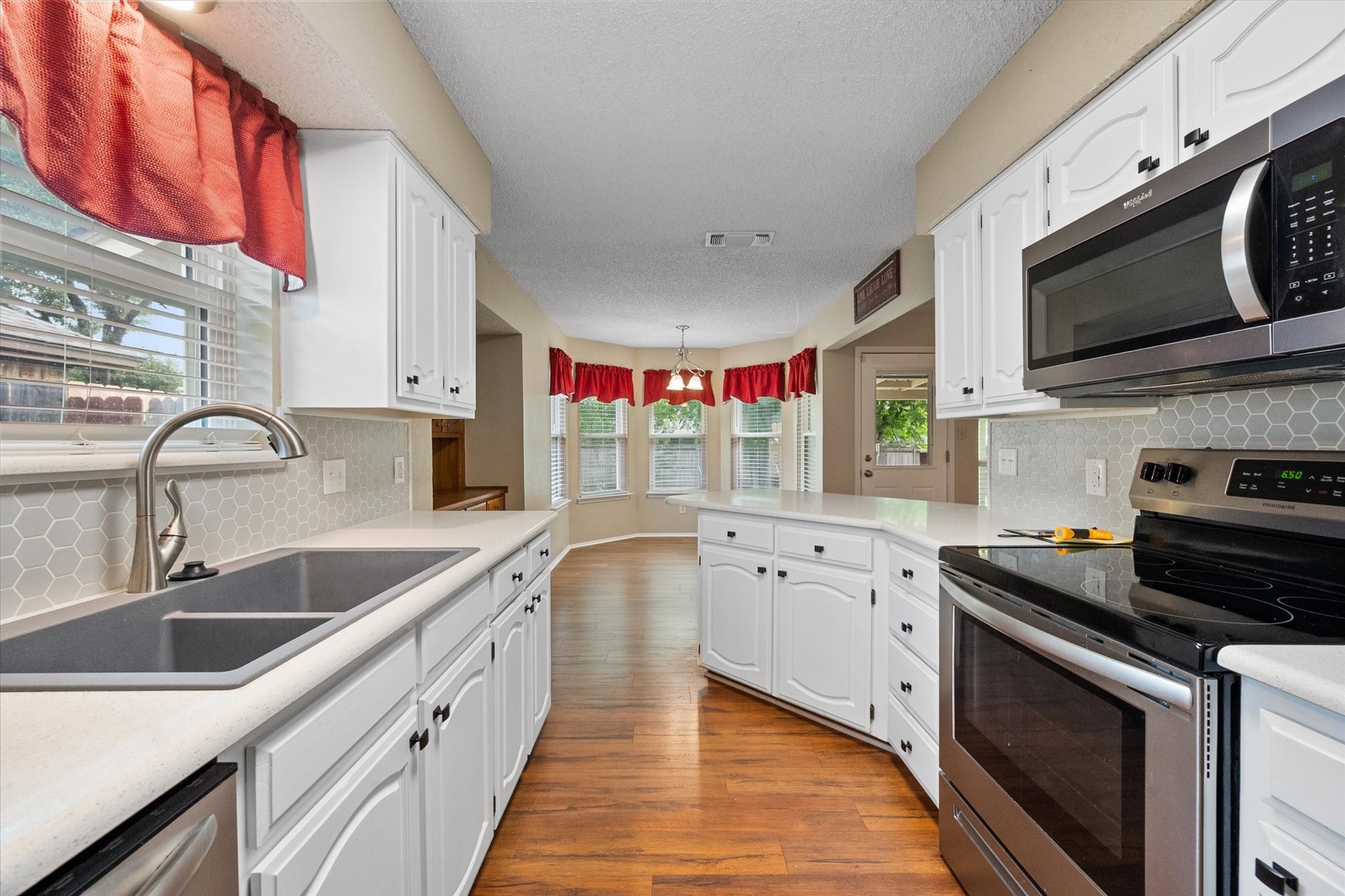 1536 Stratford Drive, Mansfield, TX, 76063