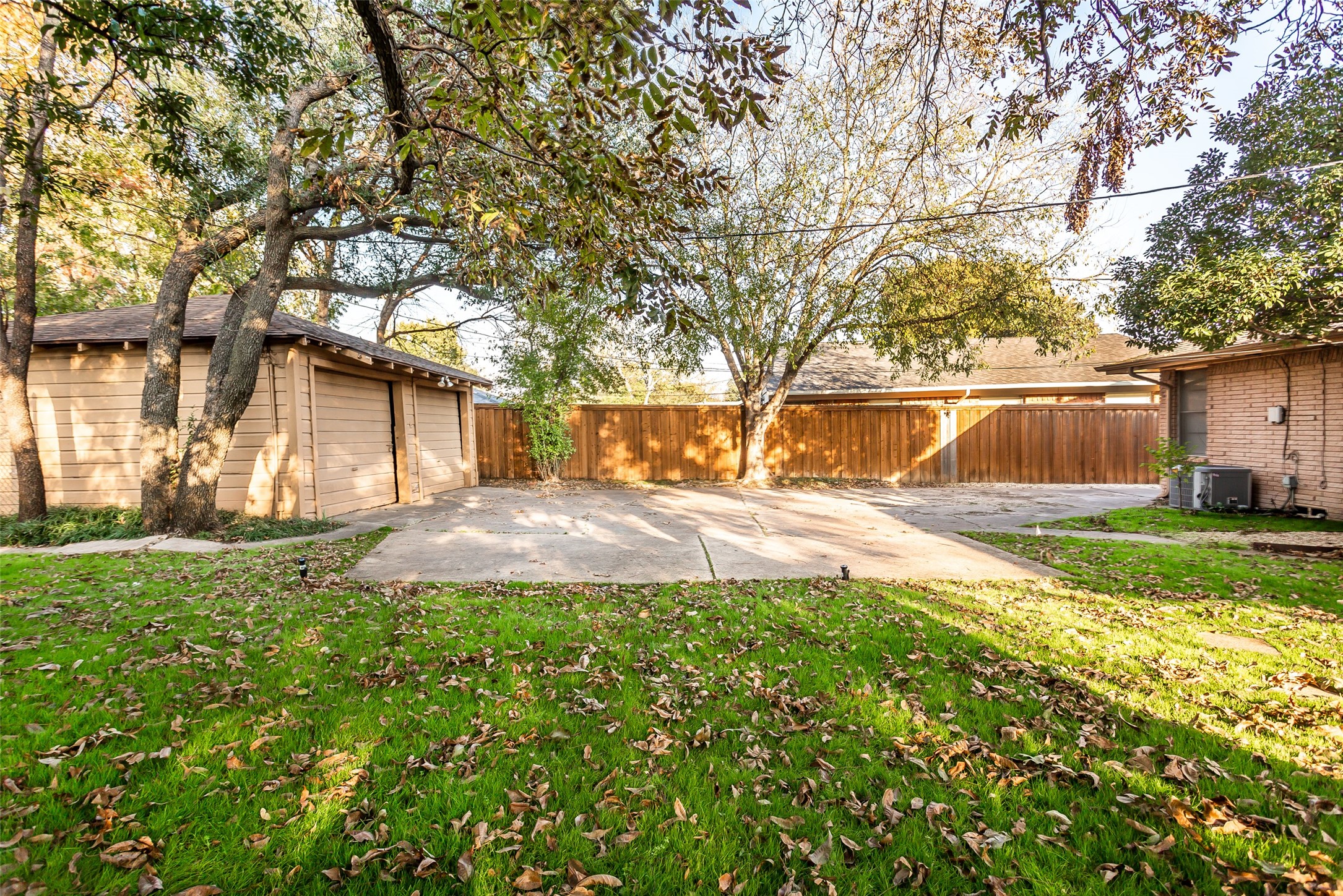 6523 E Mockingbird Lane, Dallas, TX, 75214