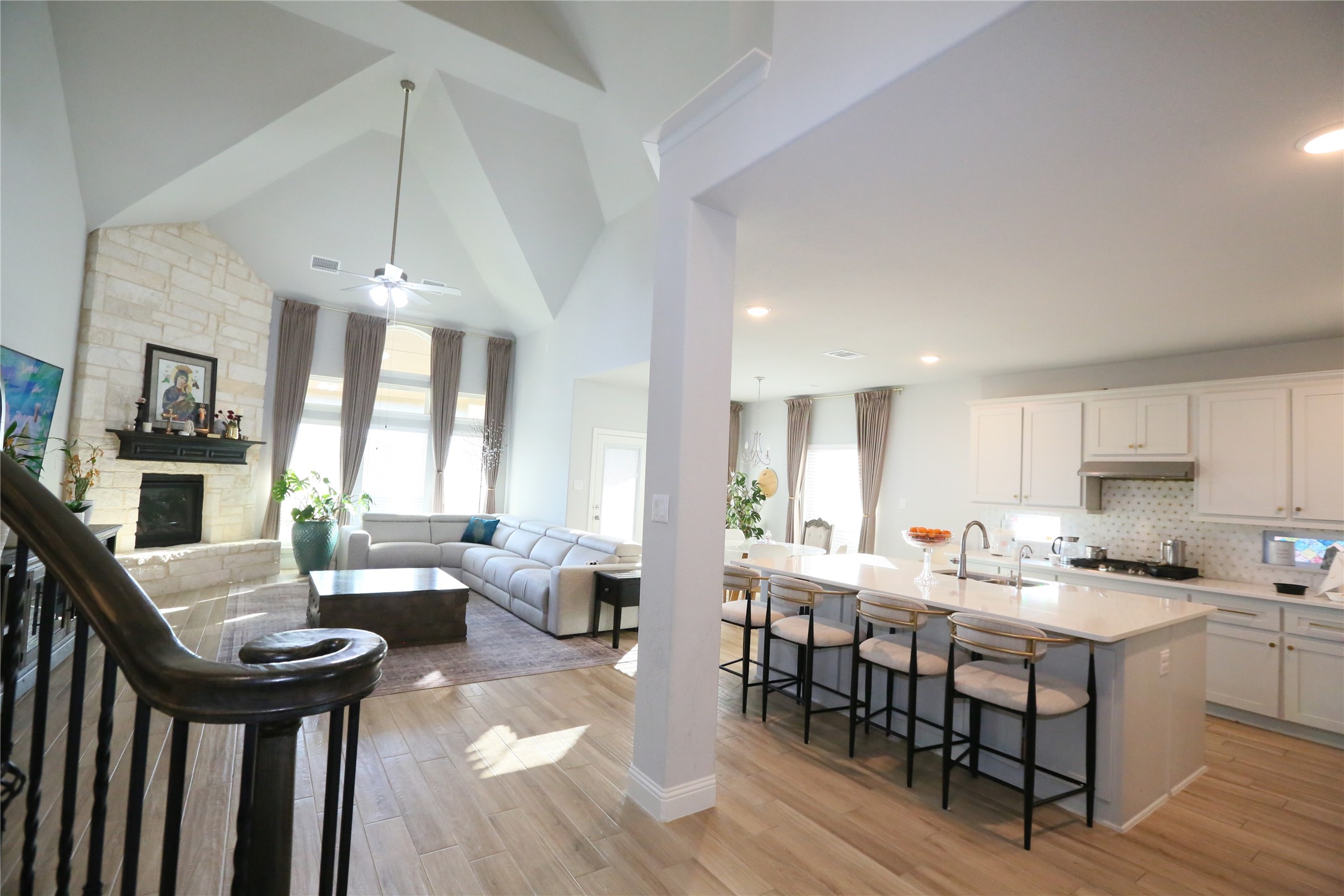 6713 Rockshire Drive, Fort Worth, TX, 76123