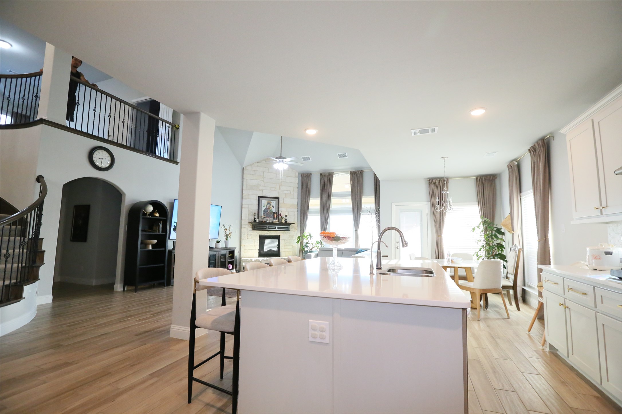 6713 Rockshire Drive, Fort Worth, TX, 76123