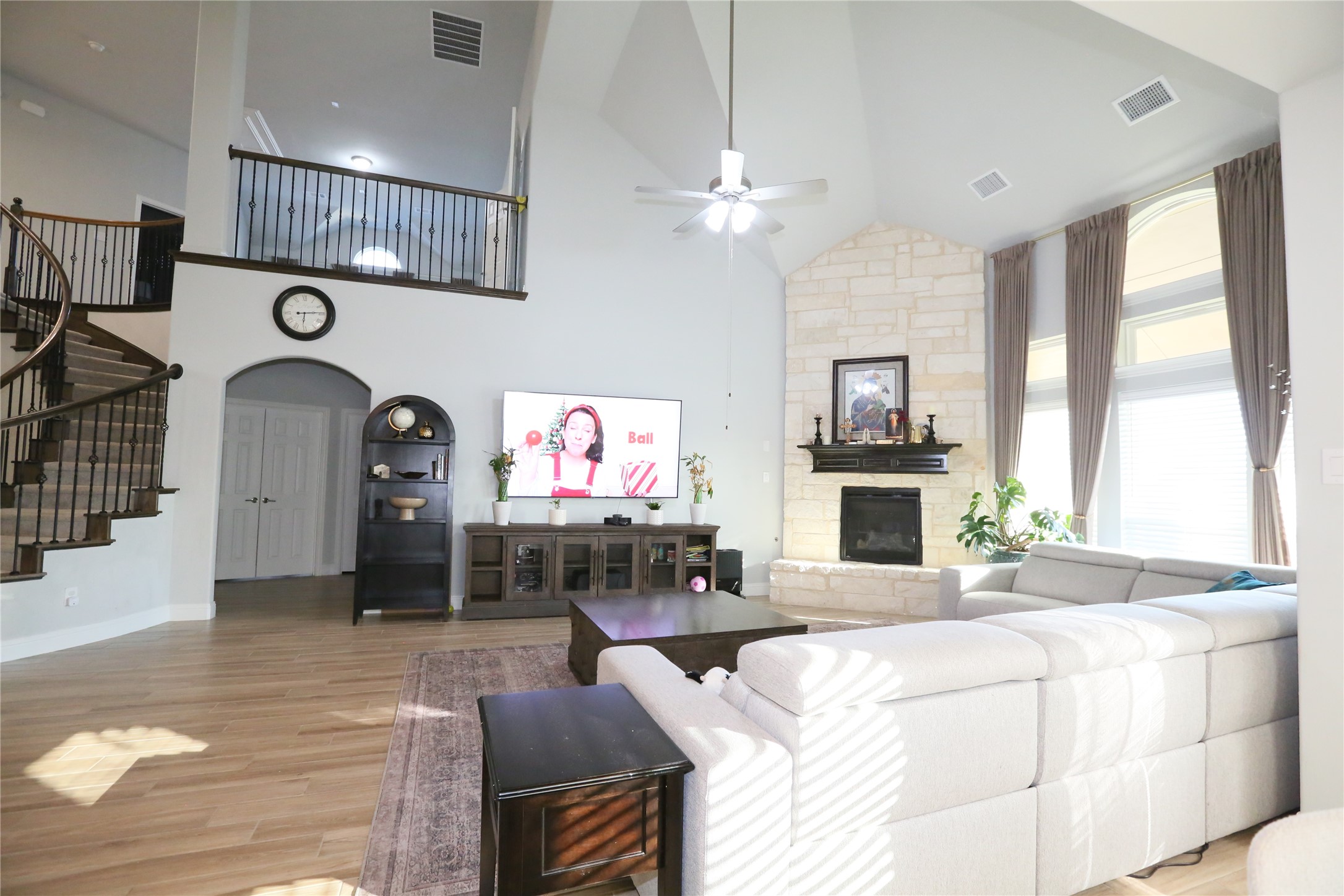 6713 Rockshire Drive, Fort Worth, TX, 76123