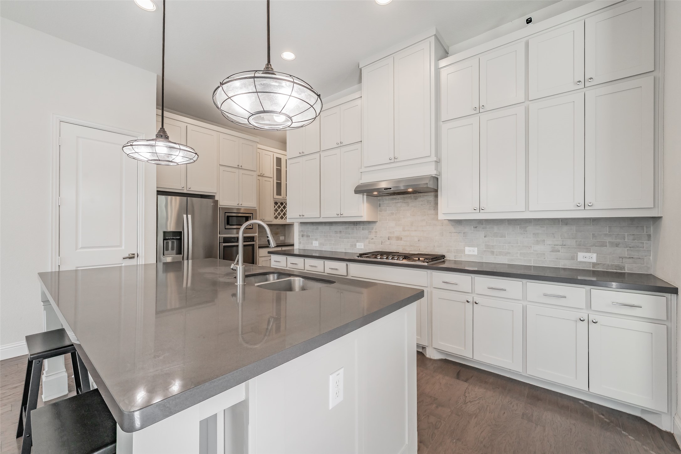 8075 Sunflower Lane, Dallas, TX, 75252