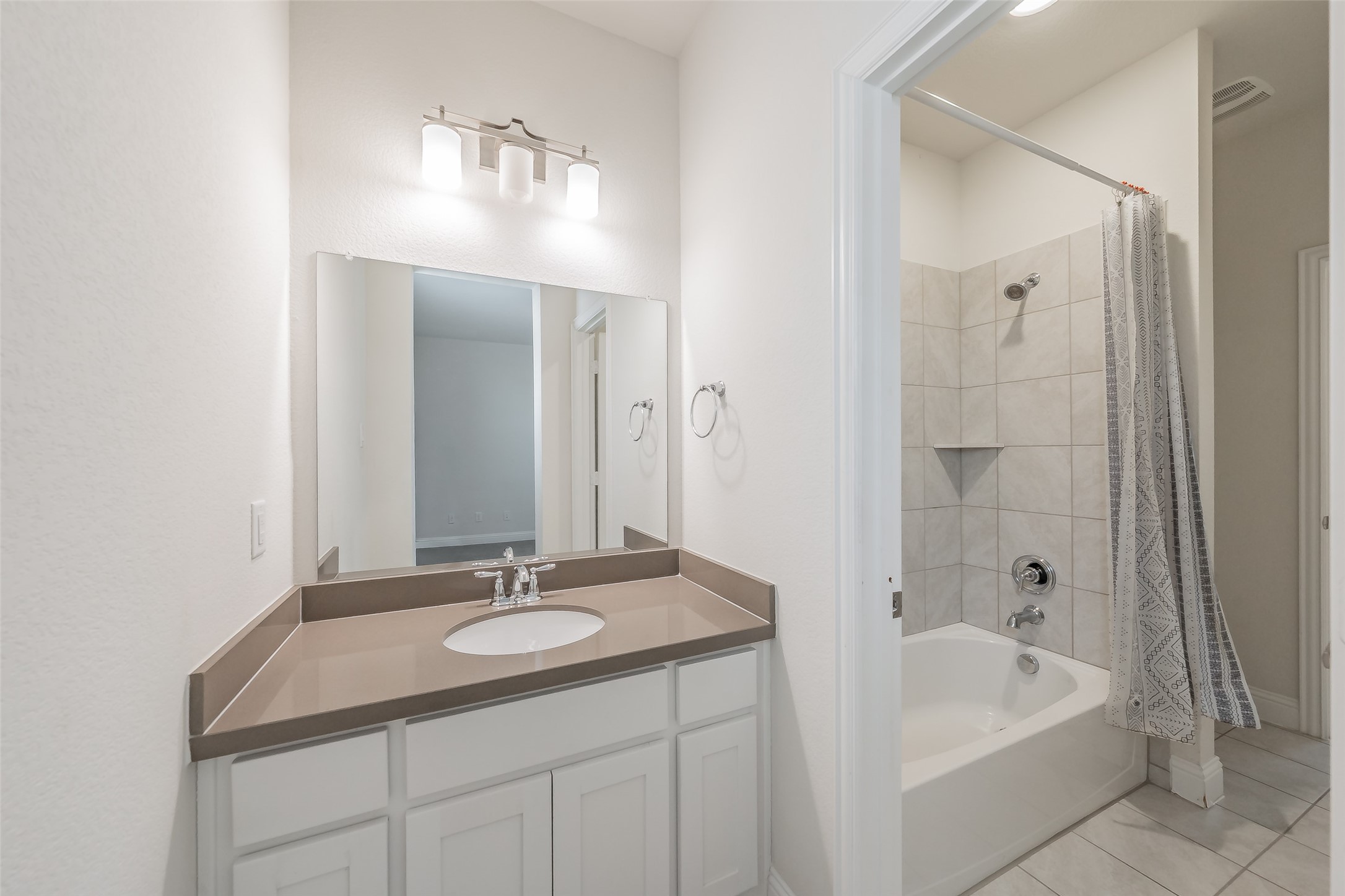 8075 Sunflower Lane, Dallas, TX, 75252