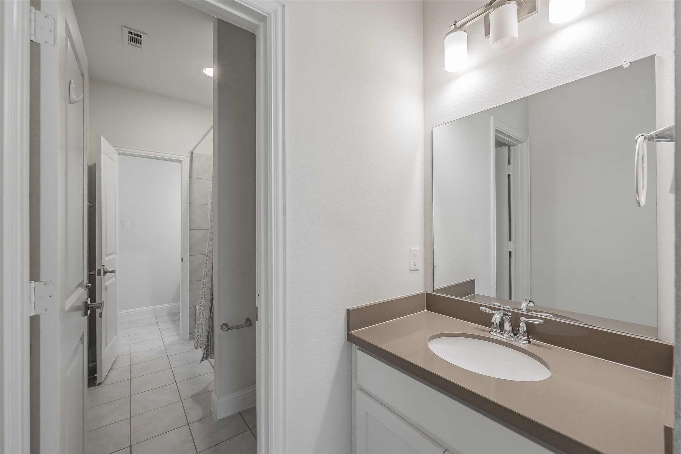 8075 Sunflower Lane, Dallas, TX, 75252