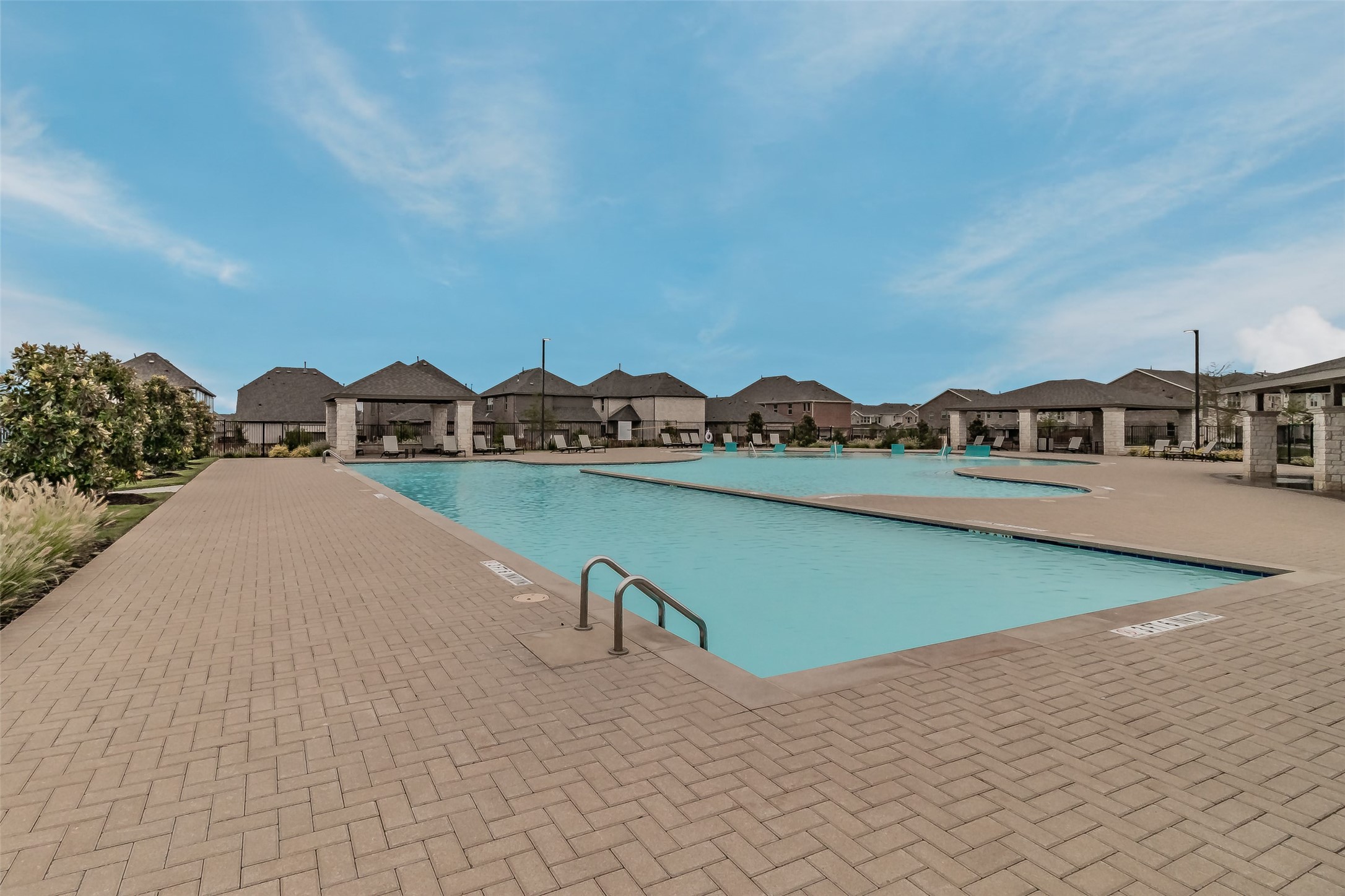 8075 Sunflower Lane, Dallas, TX, 75252