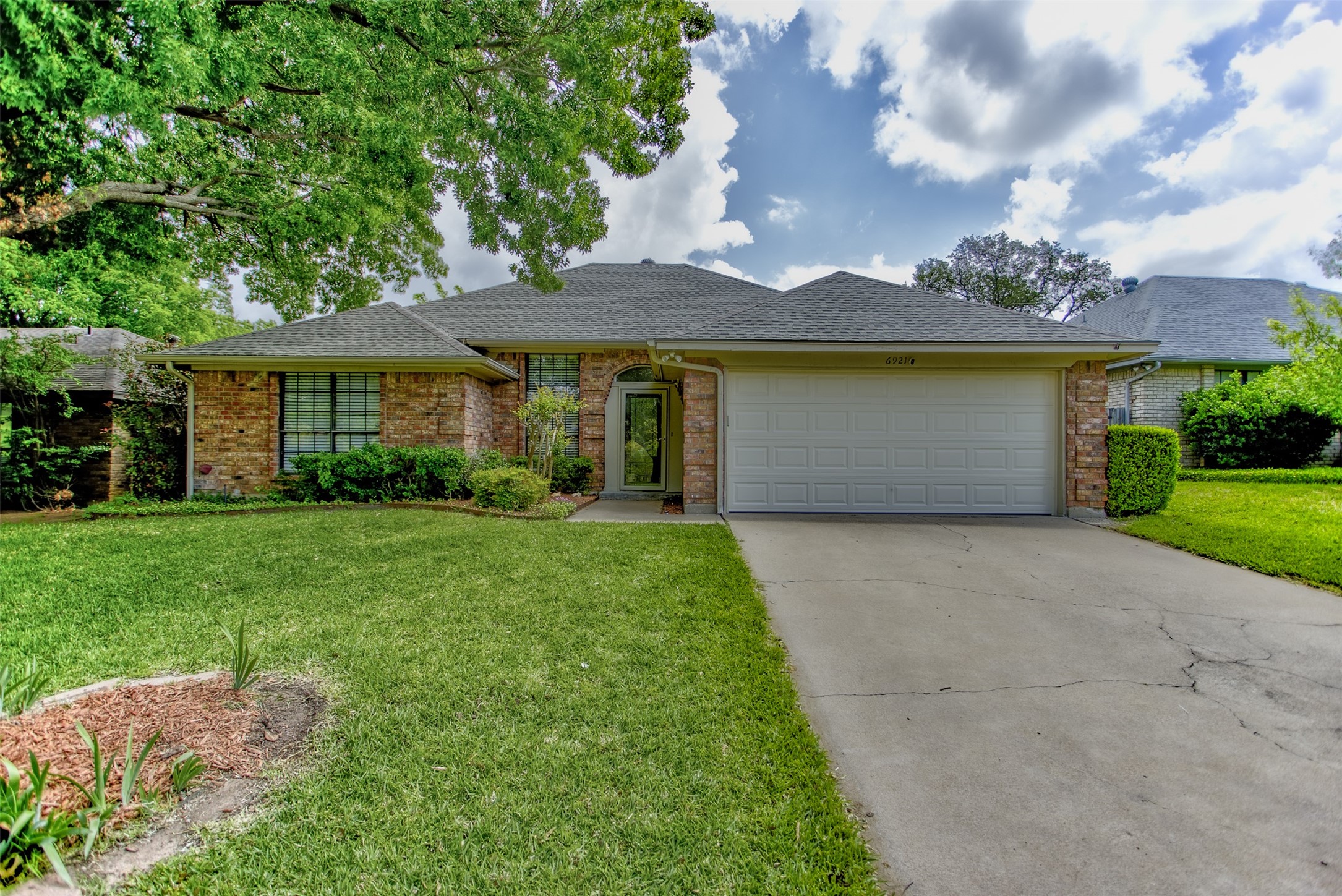 6921 Weatherwood Road, Fort Worth, TX, 76133