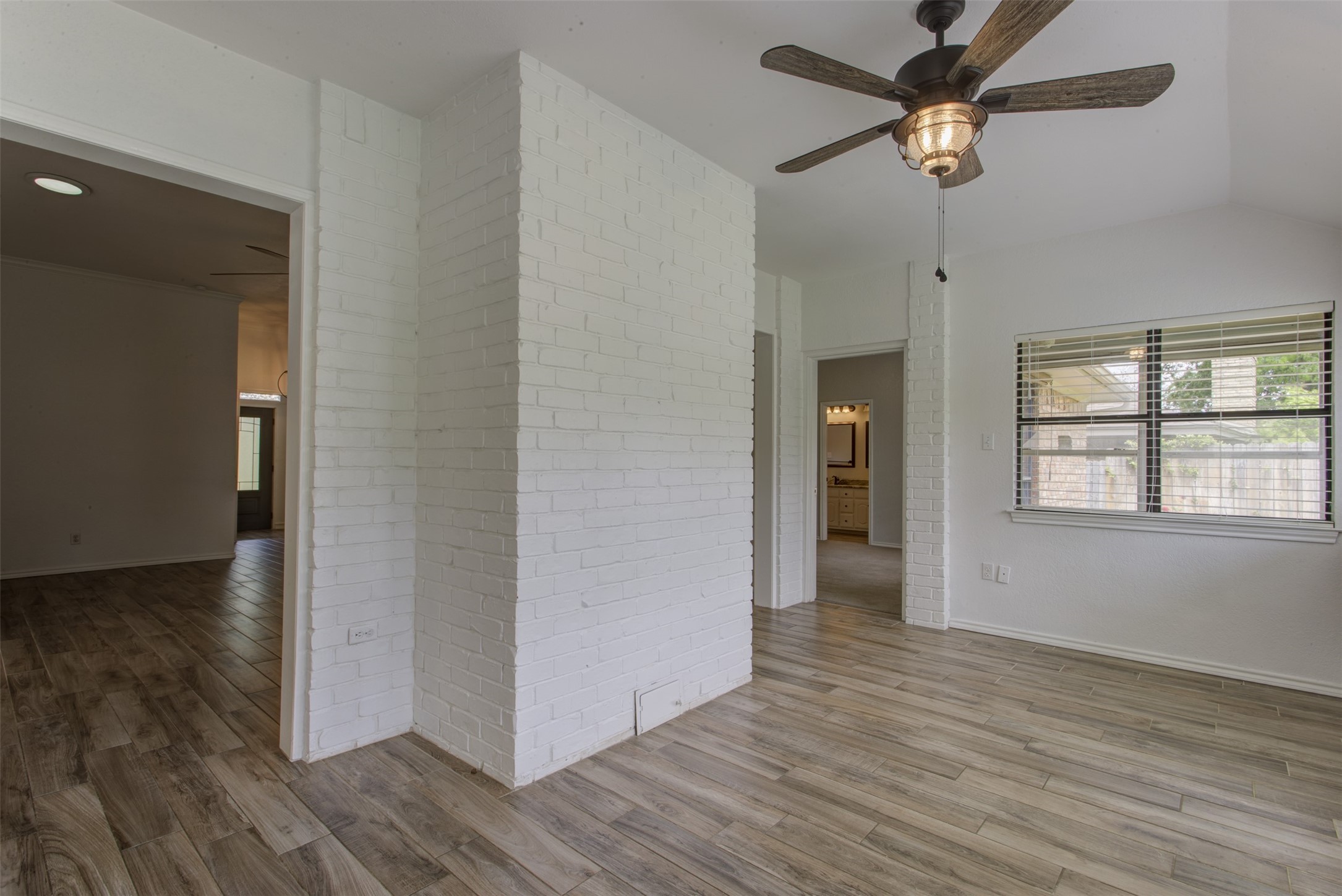 6921 Weatherwood Road, Fort Worth, TX, 76133