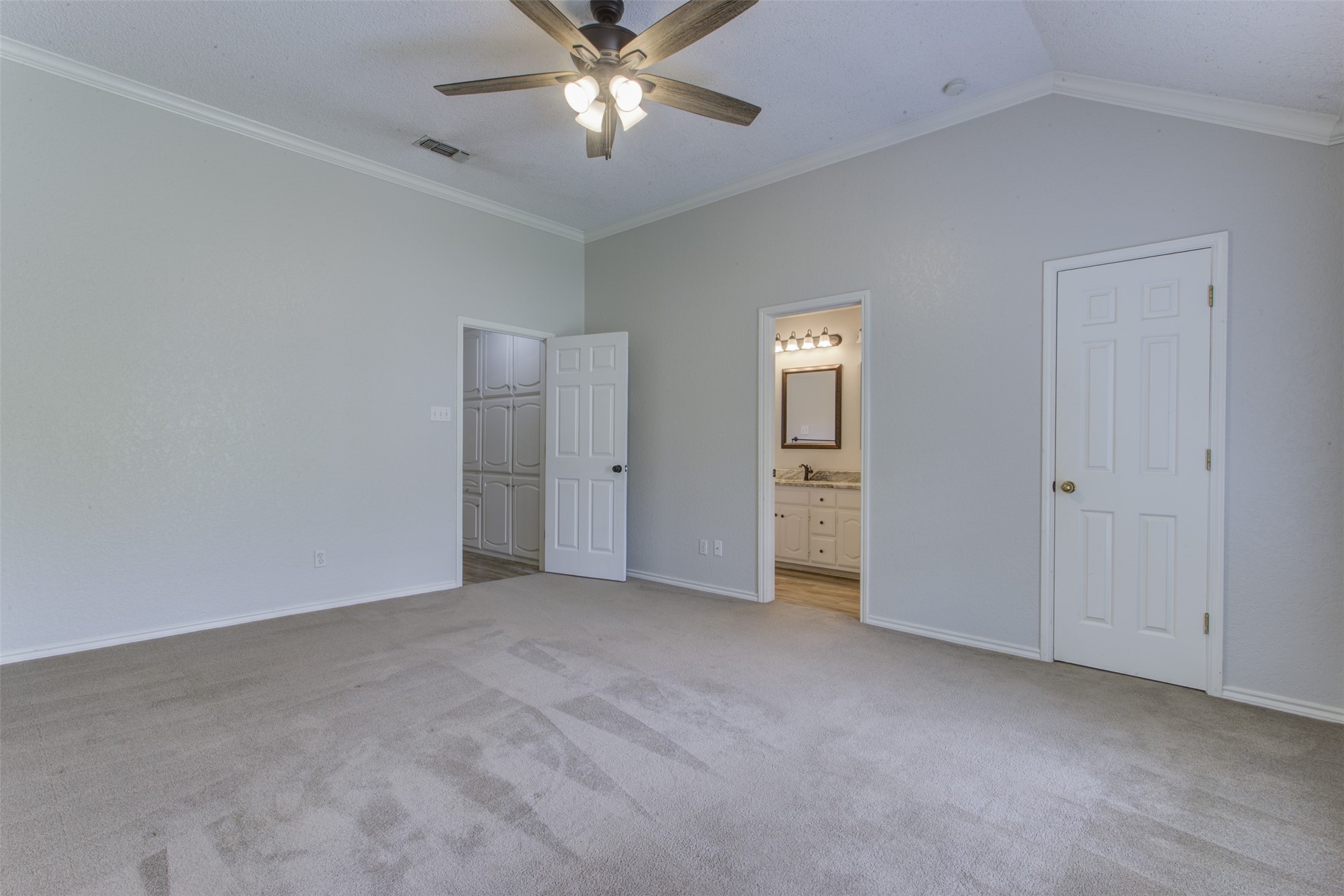 6921 Weatherwood Road, Fort Worth, TX, 76133