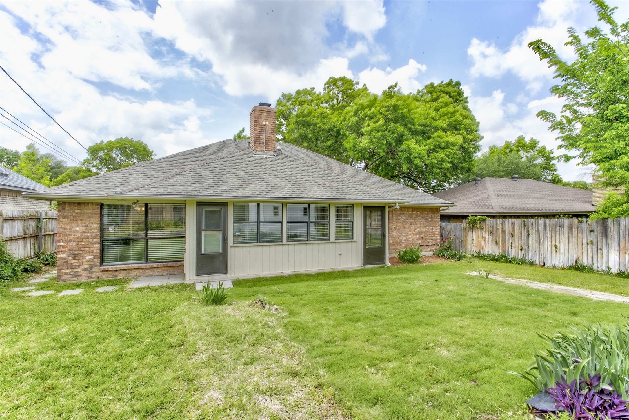 6921 Weatherwood Road, Fort Worth, TX, 76133