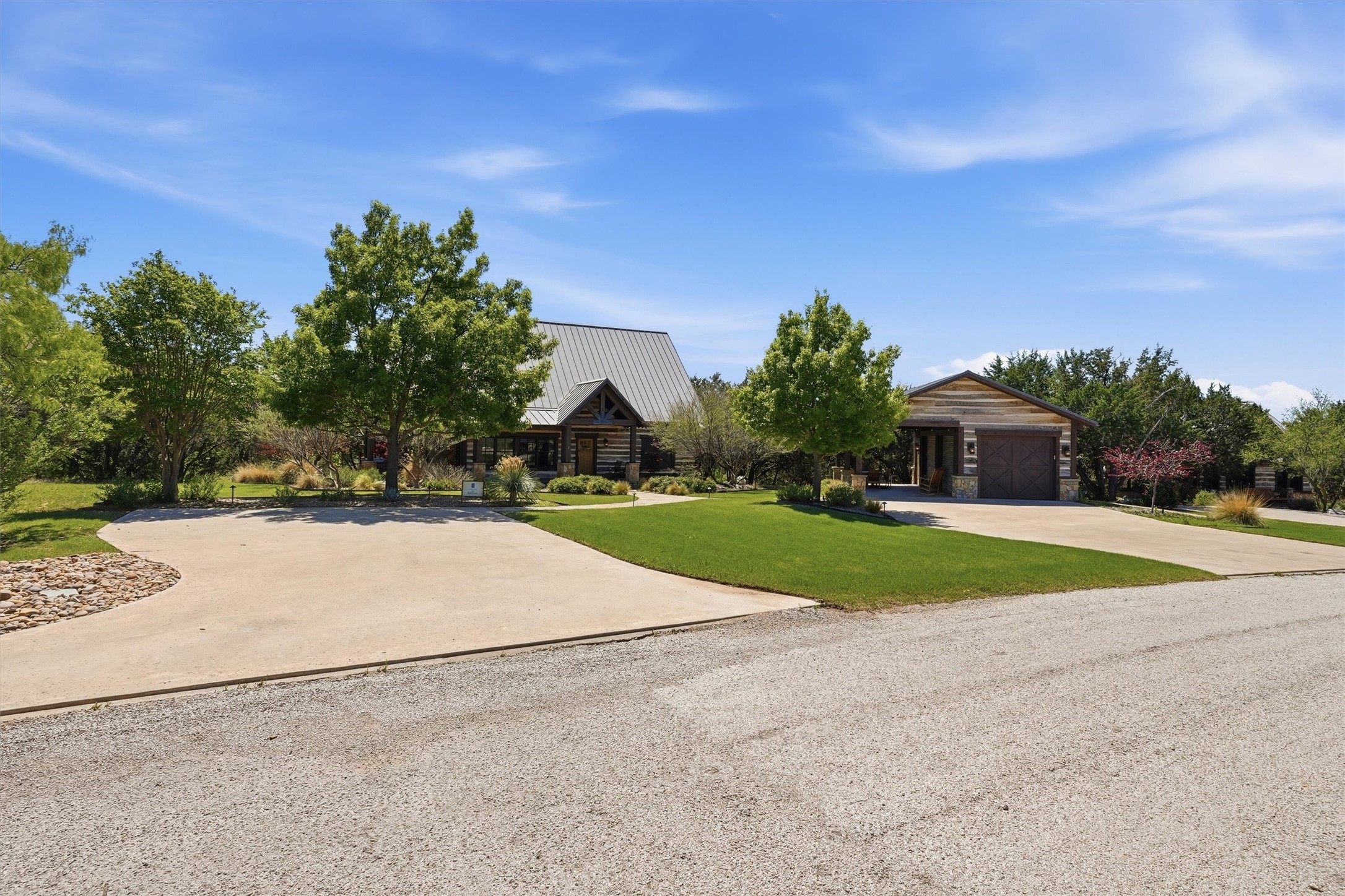 1190 Waterfall Way, Graford, TX, 76449