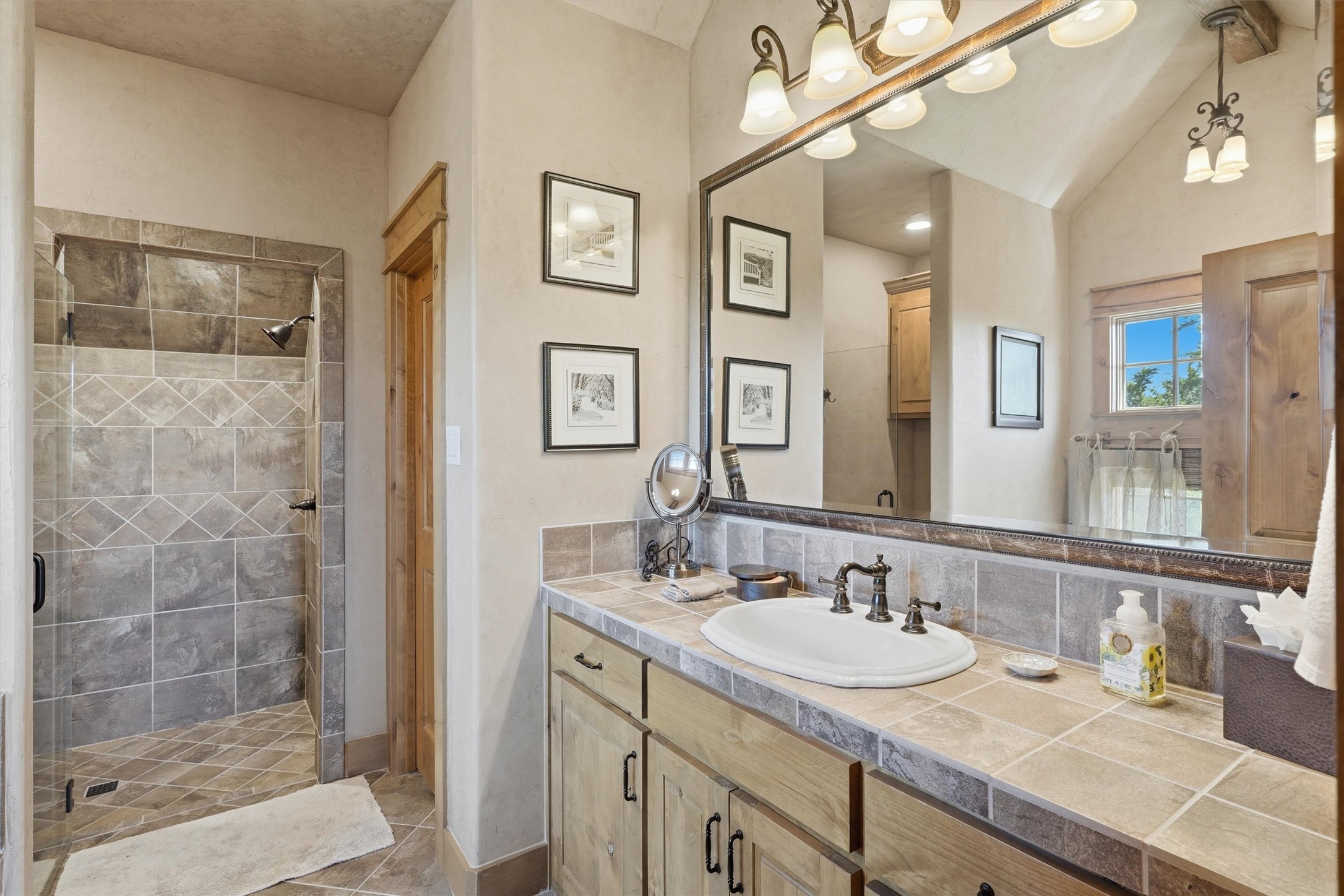 1190 Waterfall Way, Graford, TX, 76449