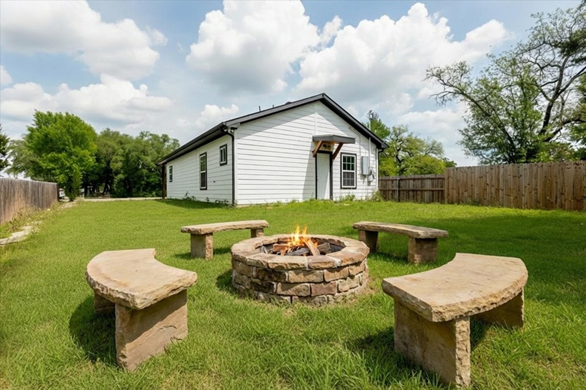 3516 Tomahawk Drive, Granbury, TX, 76048