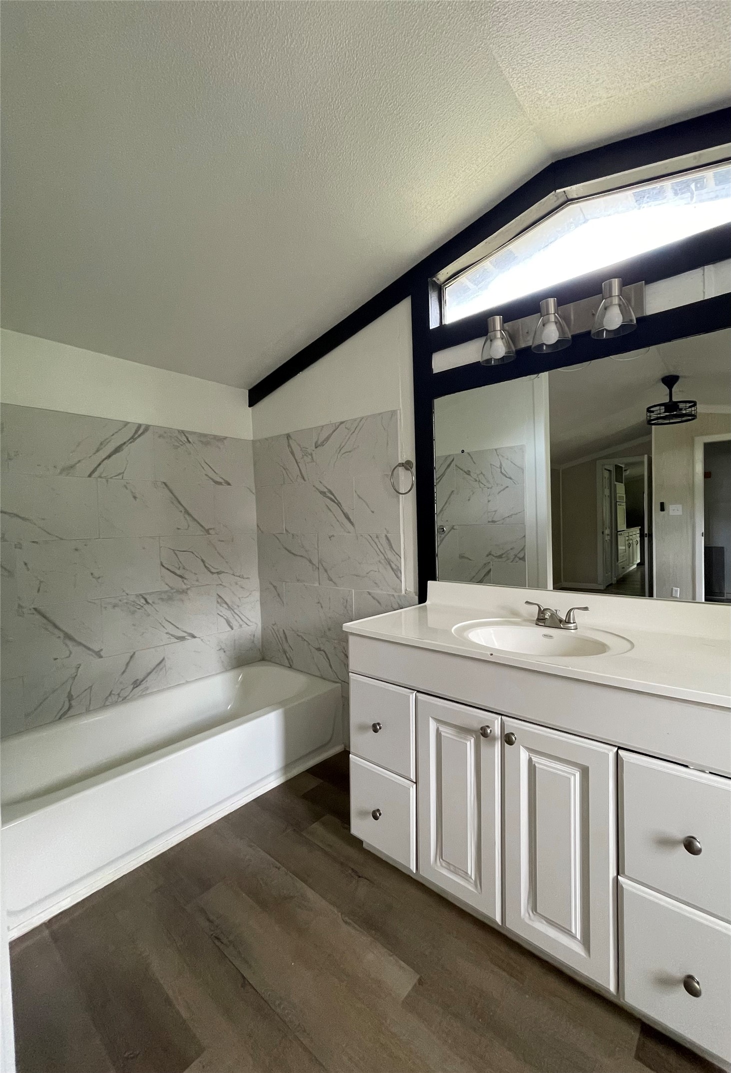 433 Capricorn Drive, Granbury, TX, 76049