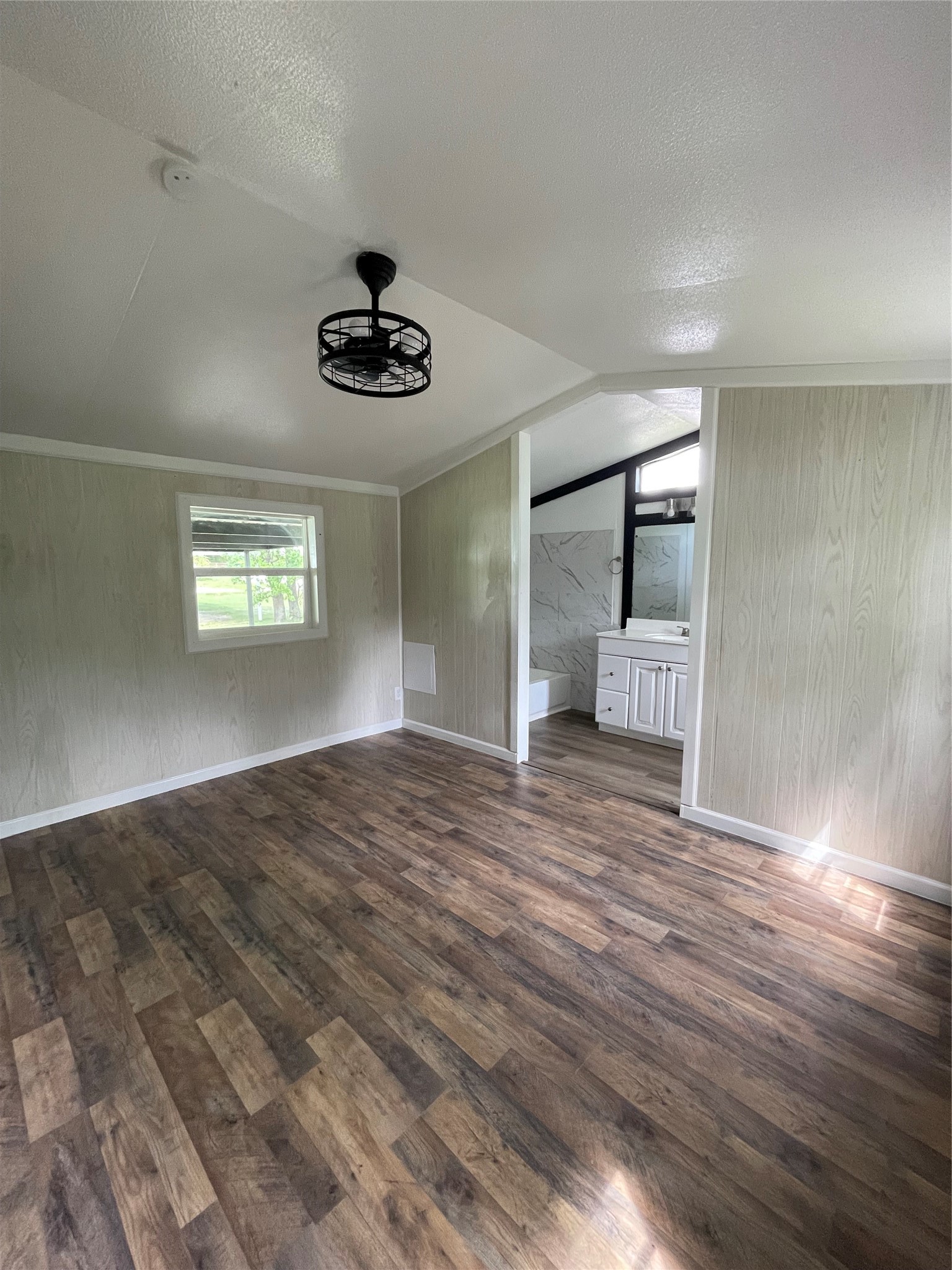 433 Capricorn Drive, Granbury, TX, 76049