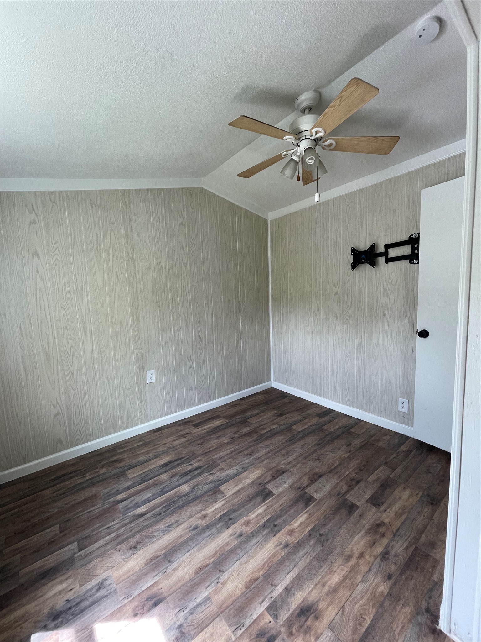 433 Capricorn Drive, Granbury, TX, 76049