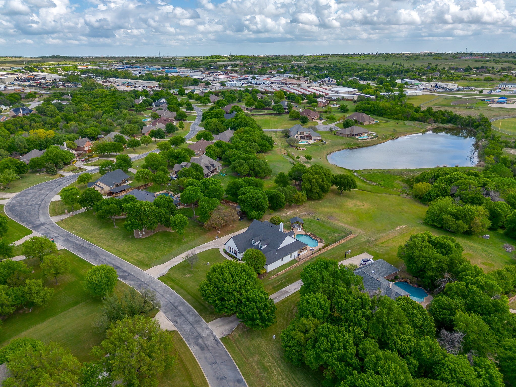 Property photo 04 of 155 Crooked Stick Lane, Aledo, TX 76008 | MLS #21235159