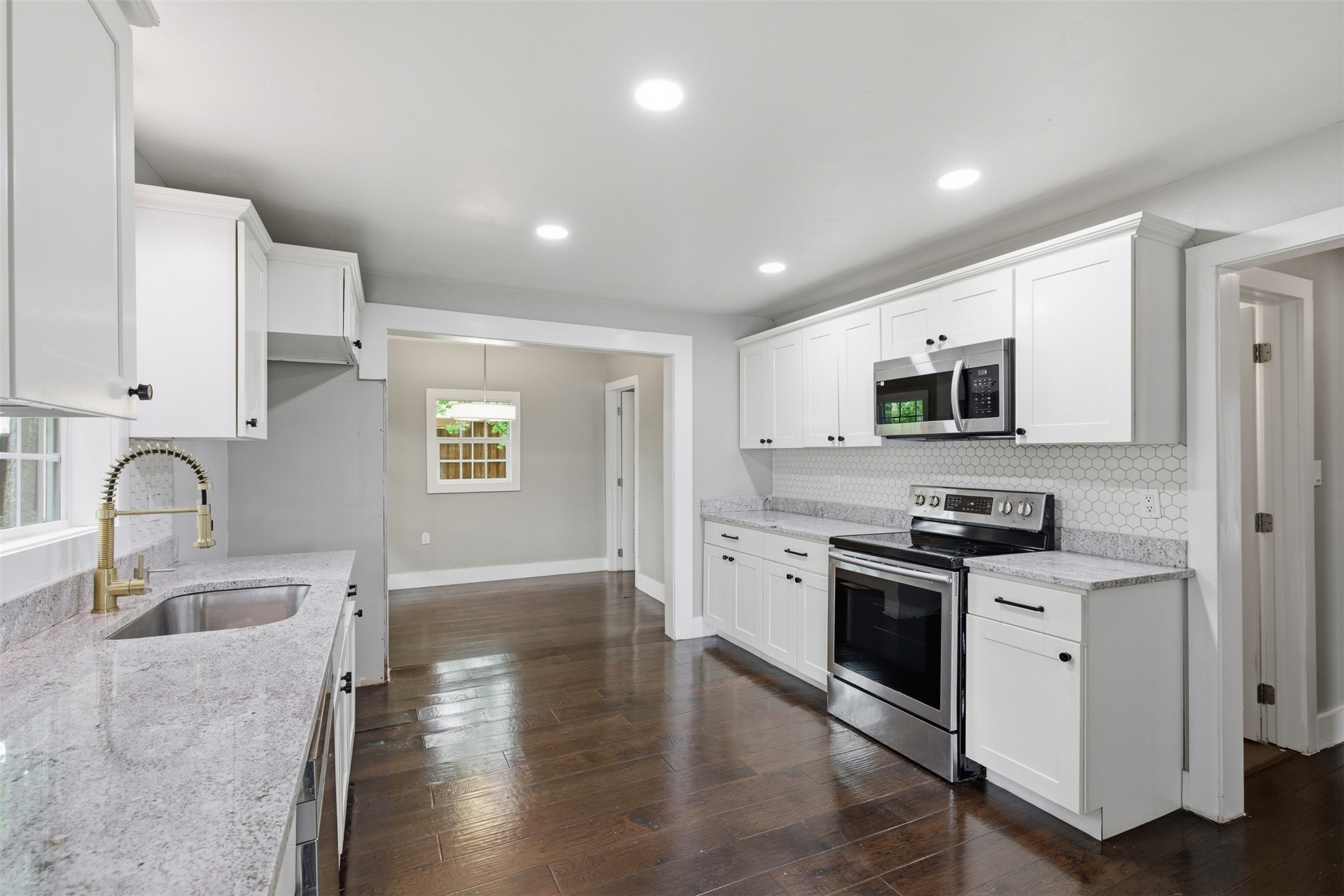 1207 N College Street, Mckinney, TX, 75069