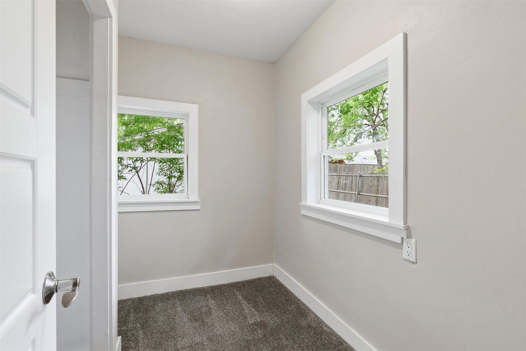 1207 N College Street, Mckinney, TX, 75069