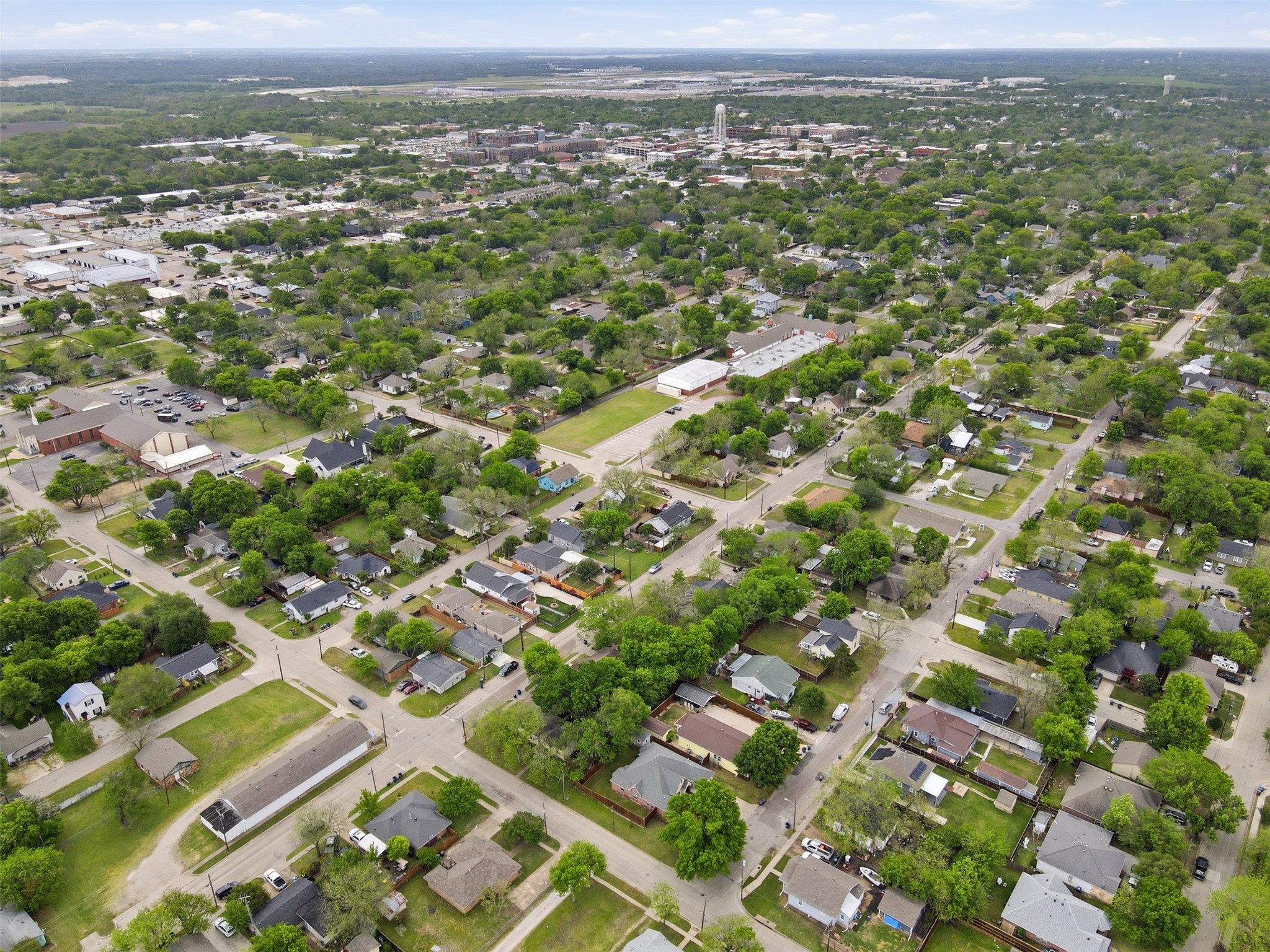 1207 N College Street, Mckinney, TX, 75069